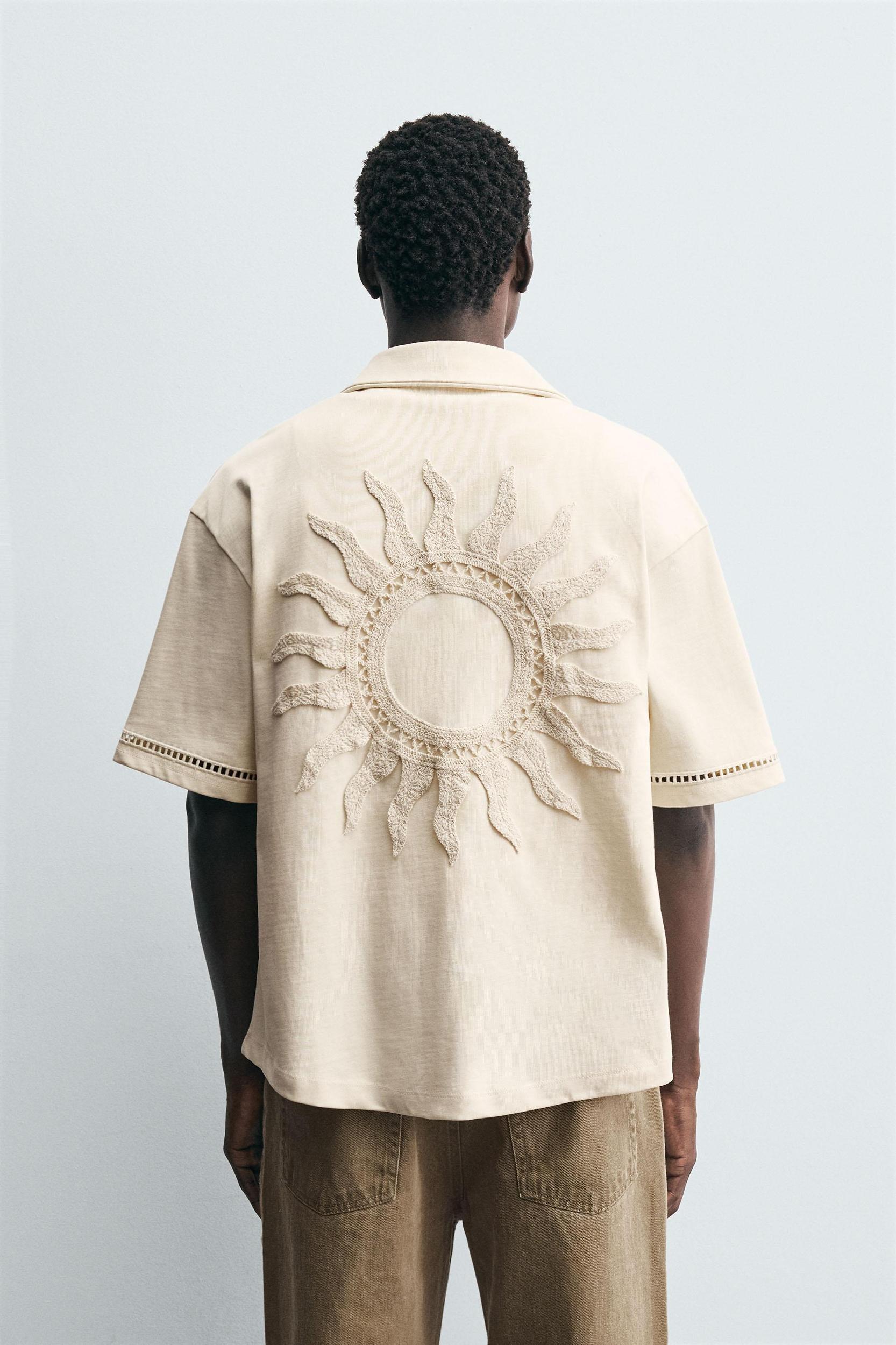COMFORT EYELET SHIRT Product Image