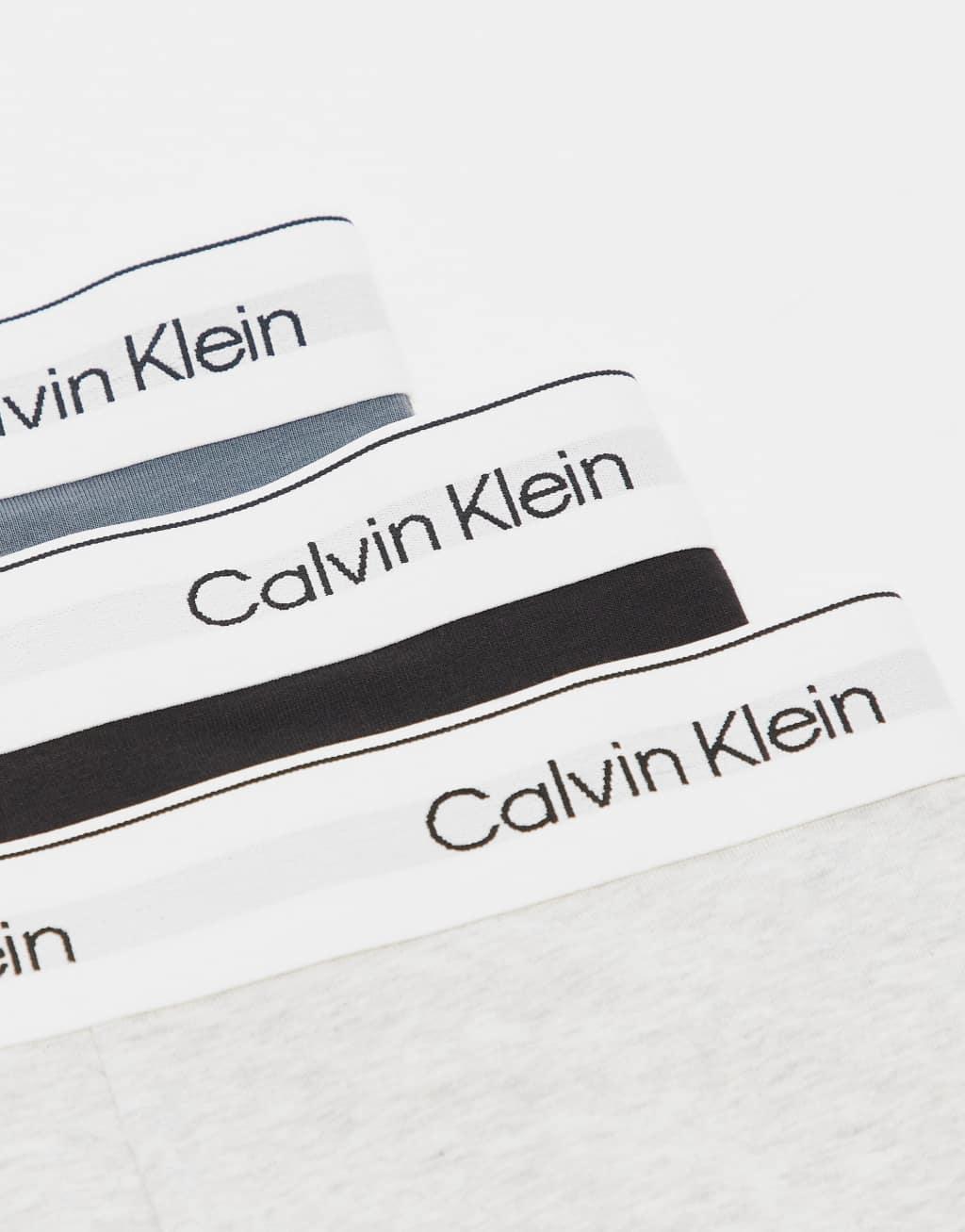 Calvin Klein Modern Cotton 3 pack low rise trunk in blue/gray/black Product Image