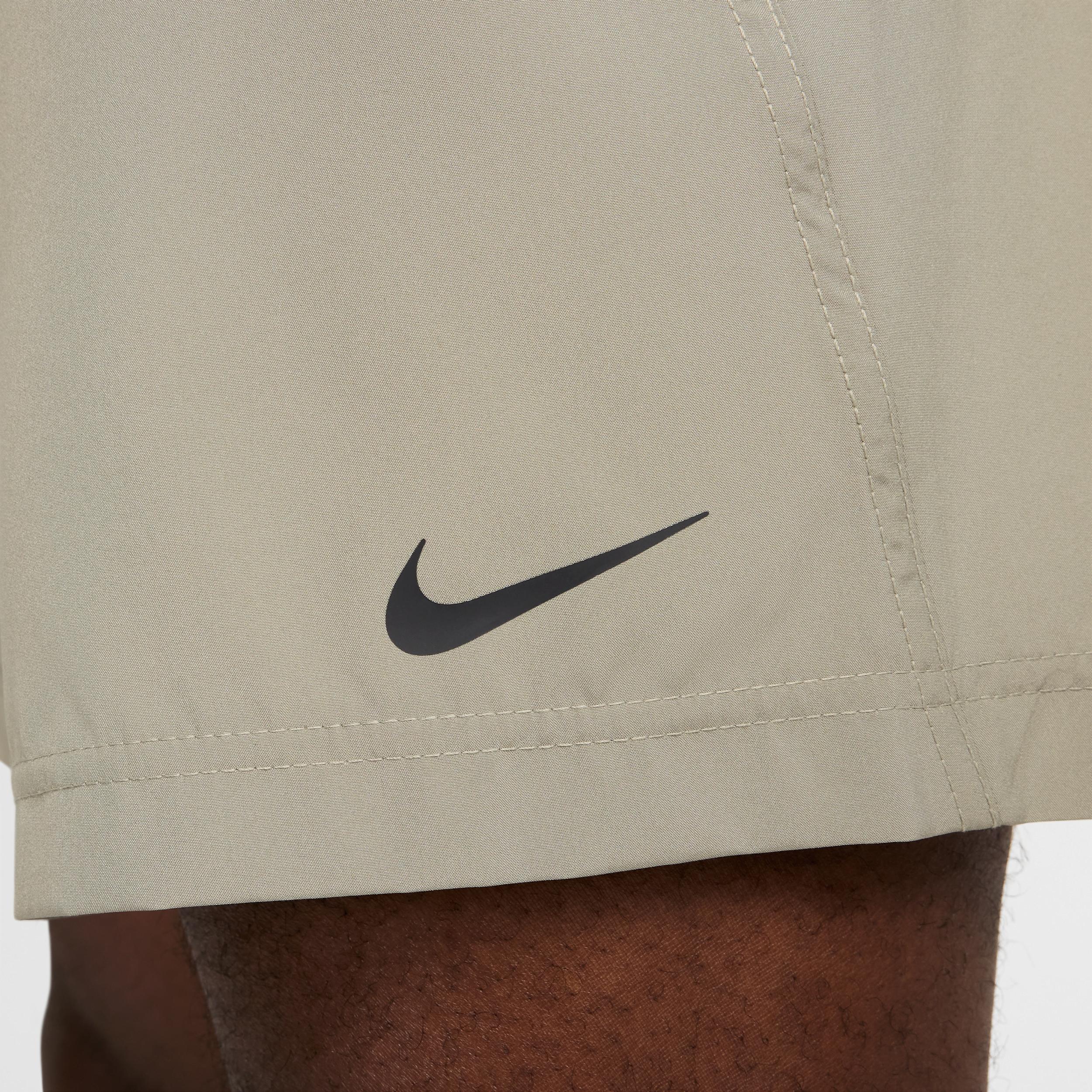 Nike Men's Form Dri-FIT 7" Unlined Versatile Shorts Product Image