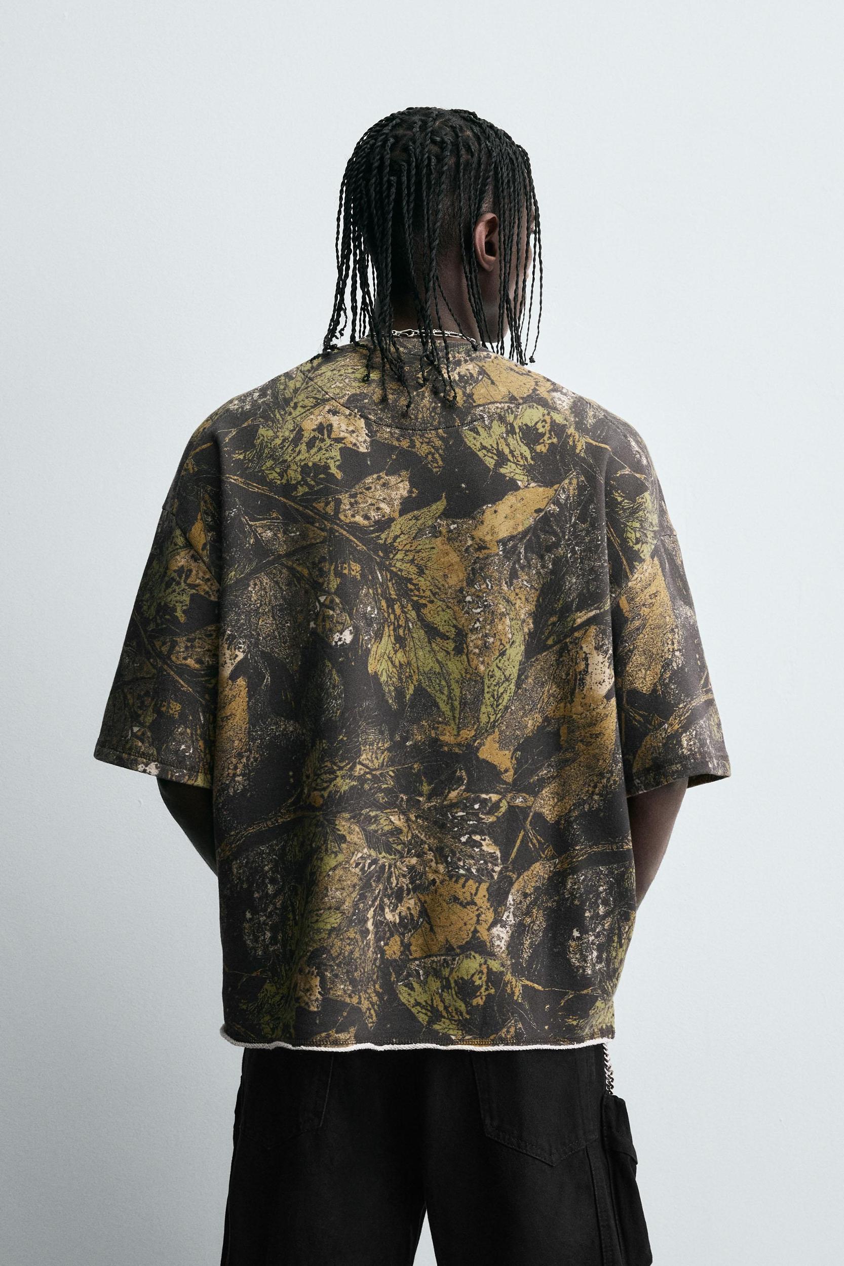 TREE PRINT SWEATSHIRT Product Image