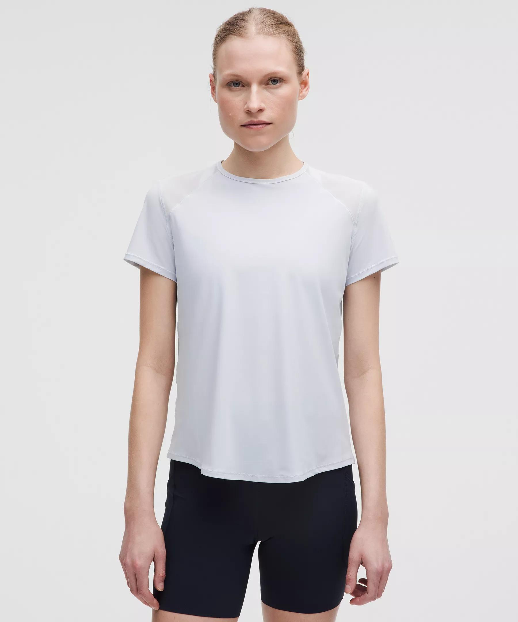 Sculpt Short-Sleeve Shirt Product Image