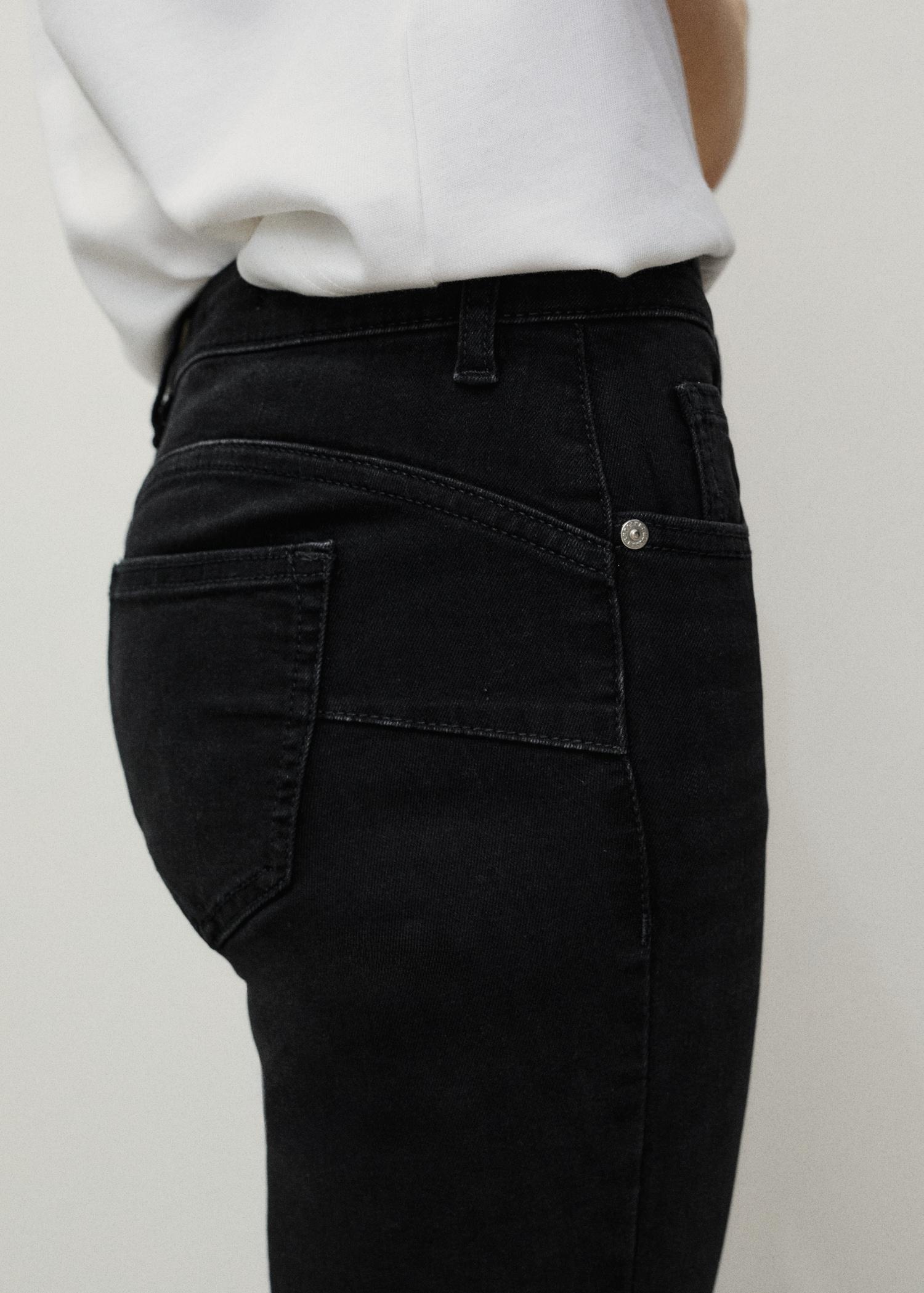 Push-up low-rise skinny jeans - Women | MANGO USA Product Image