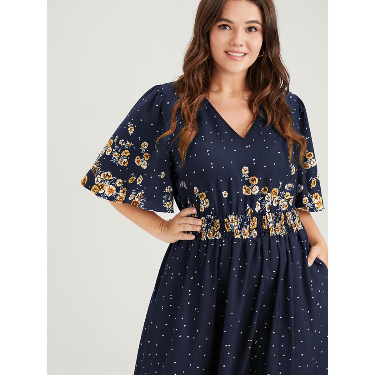 Plus Size Floral Pocket Split Hem Flutter Shirred Maxi Dress Navy Women Casual Printed V-neck Half Sleeve Curvy Midi Dress BloomChic 30/6X Product Image