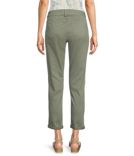 Democracy Petite Size #double;Ab#double;solution Straight Leg Cropped Skimmer Jeans Product Image