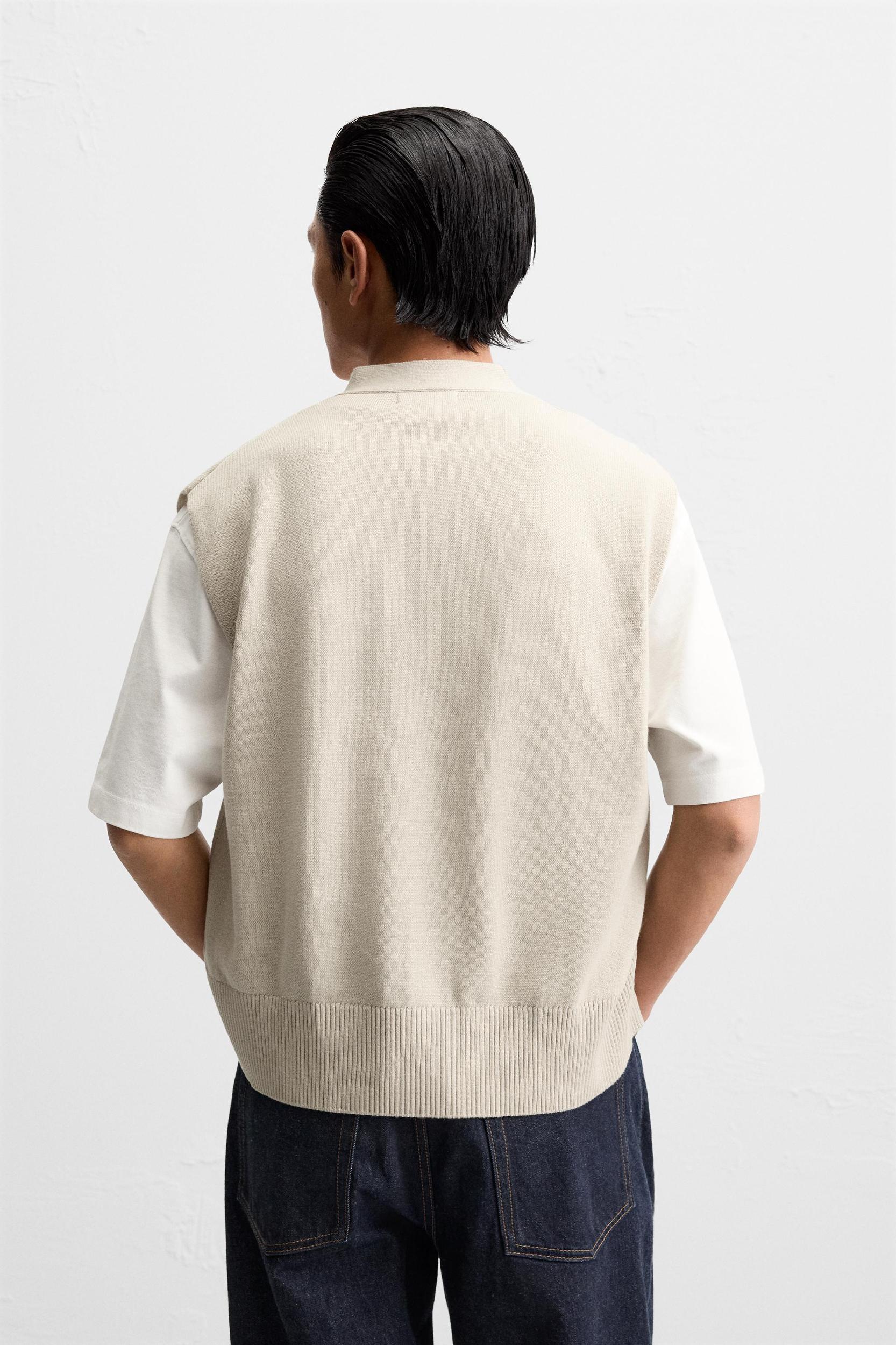RIBBON KNIT VEST Product Image