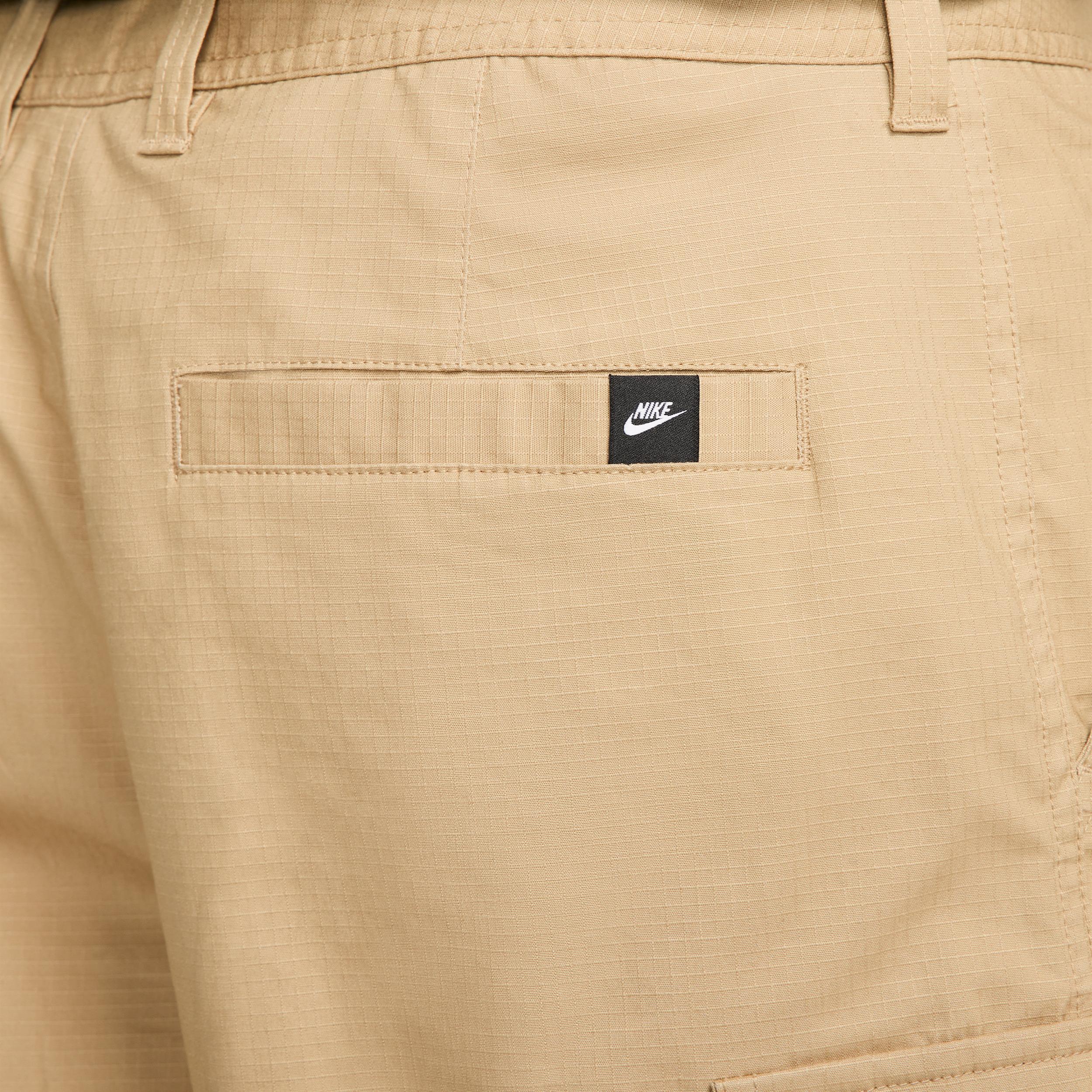 Nike Club Men's Woven Cargo Shorts Product Image