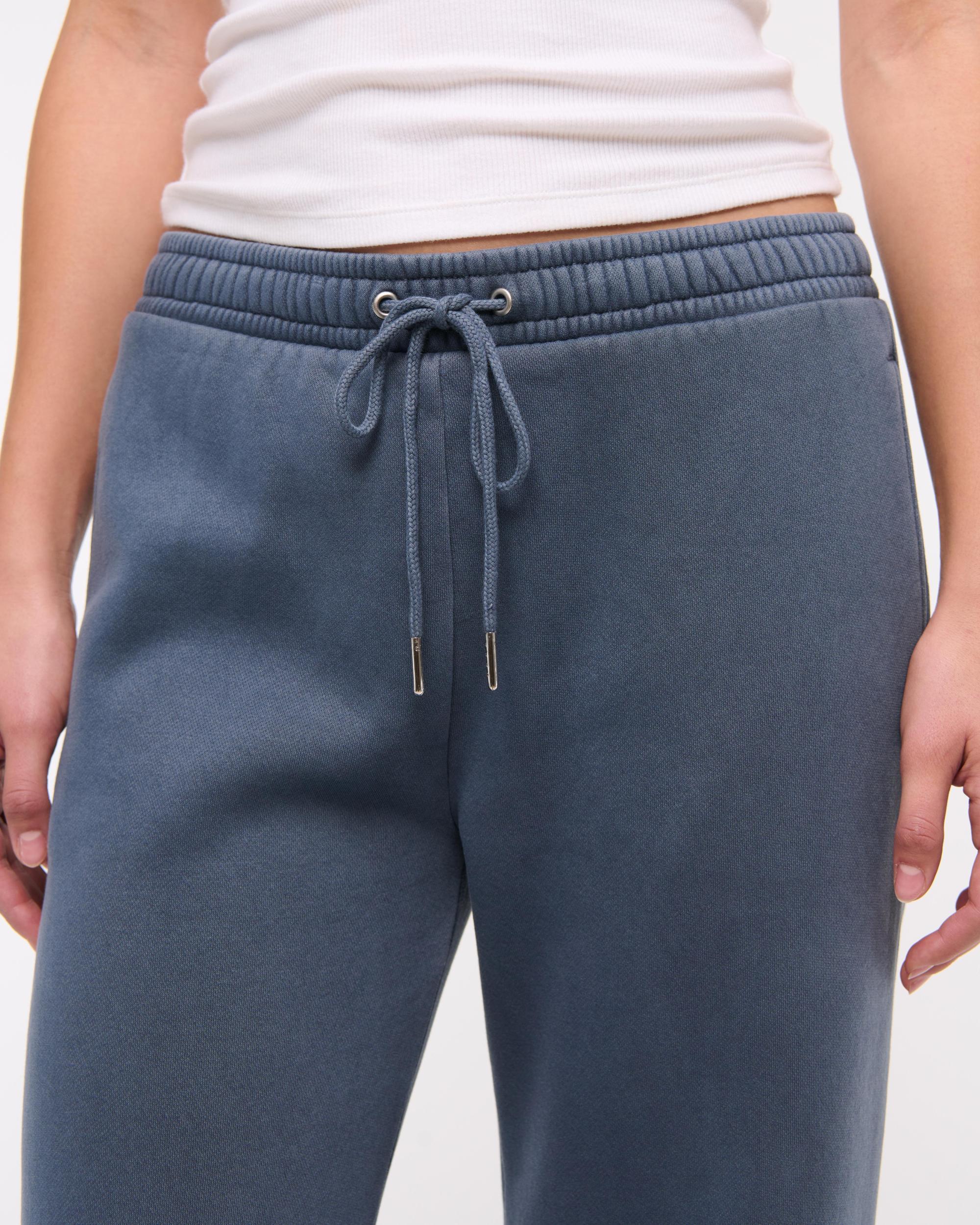 Essential Sunday Wide Leg Sweatpant Product Image