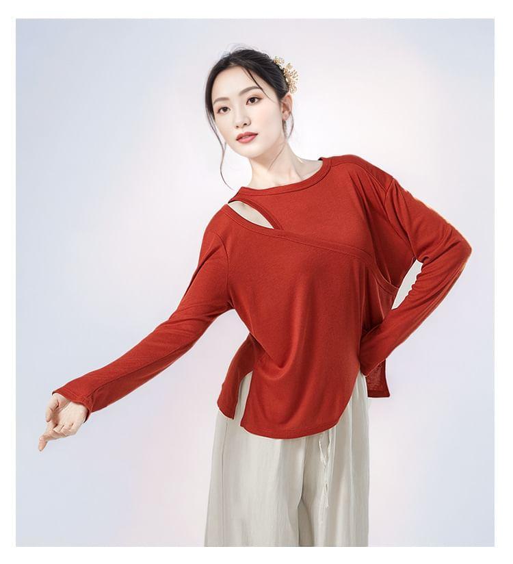 Long-Sleeve Crew Neck Plain Asymmetrical Dance Top Product Image