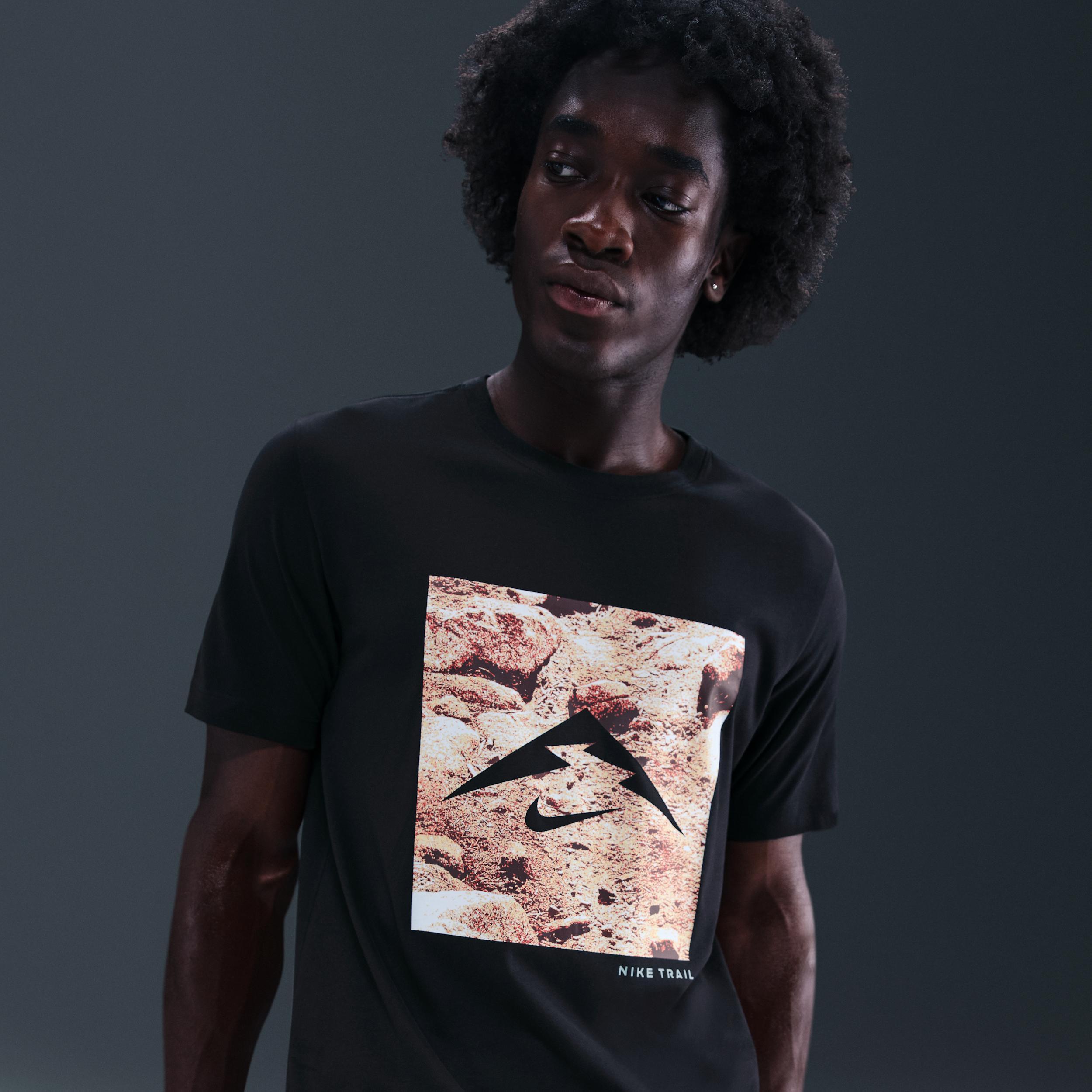 Nike Men's Dri-FIT Trail Running T-Shirt Product Image