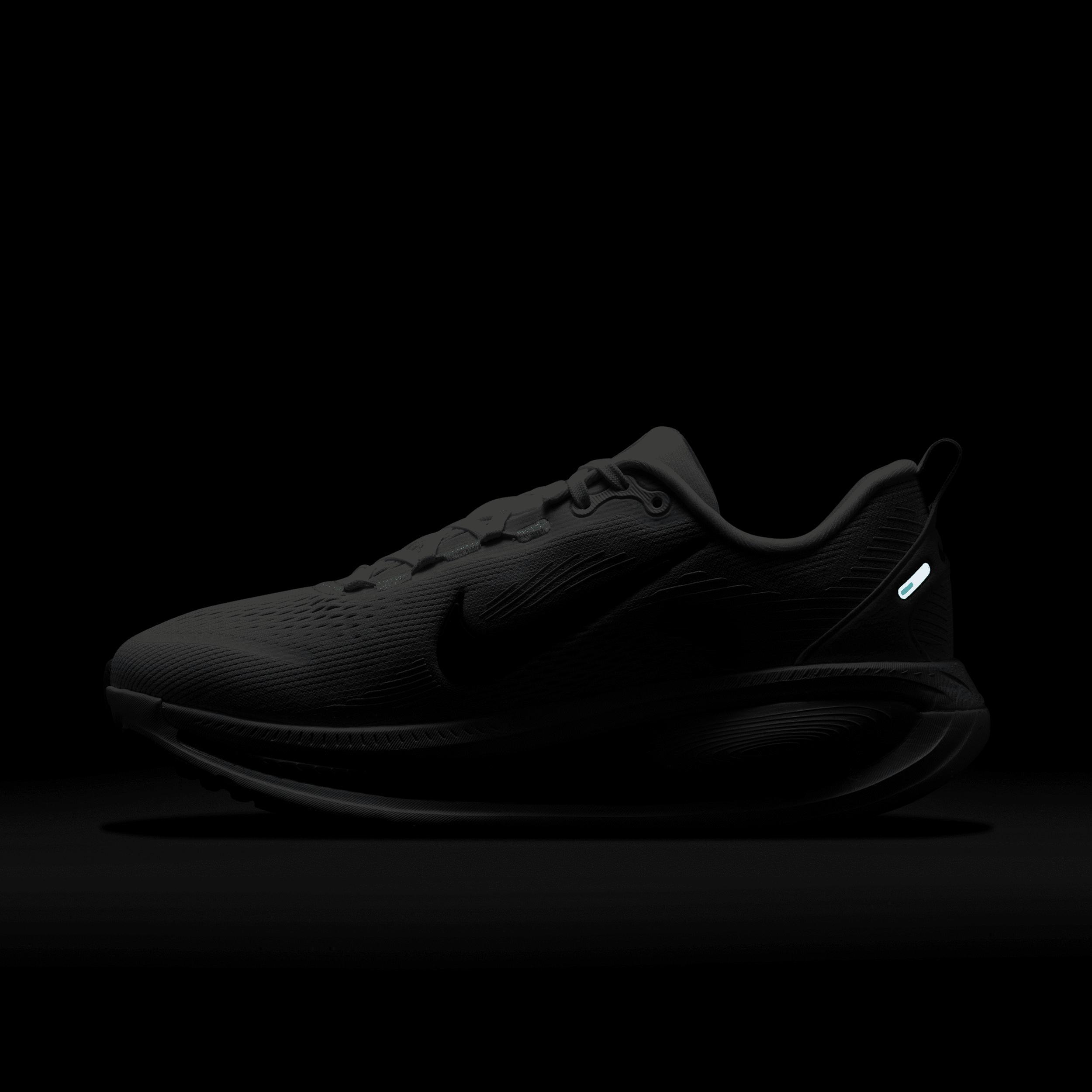 Nike Women's Vomero 18 Road Running Shoes Product Image