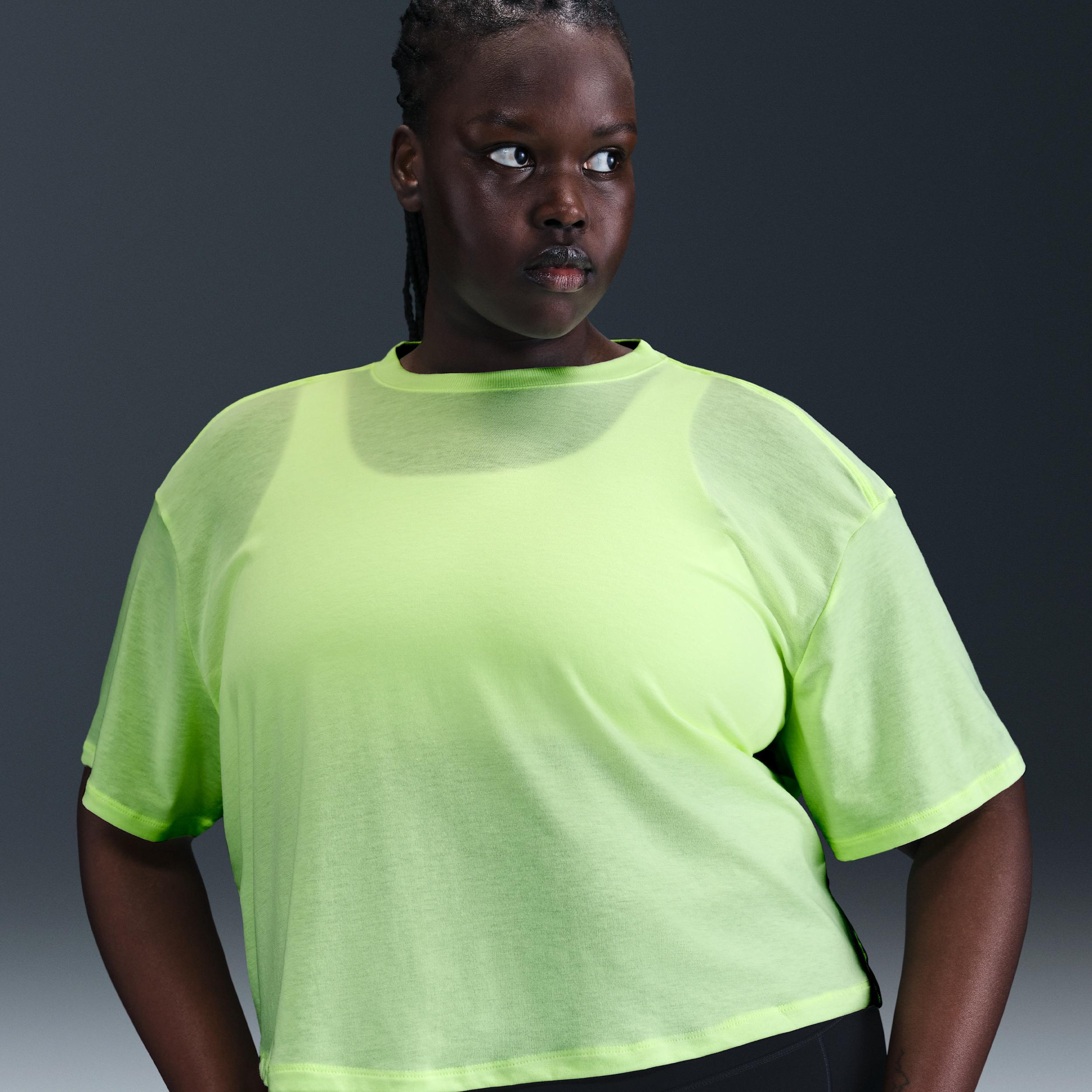 Nike One Relaxed Women's Dri-FIT Cropped Short-Sleeve Top (Plus Size) Product Image