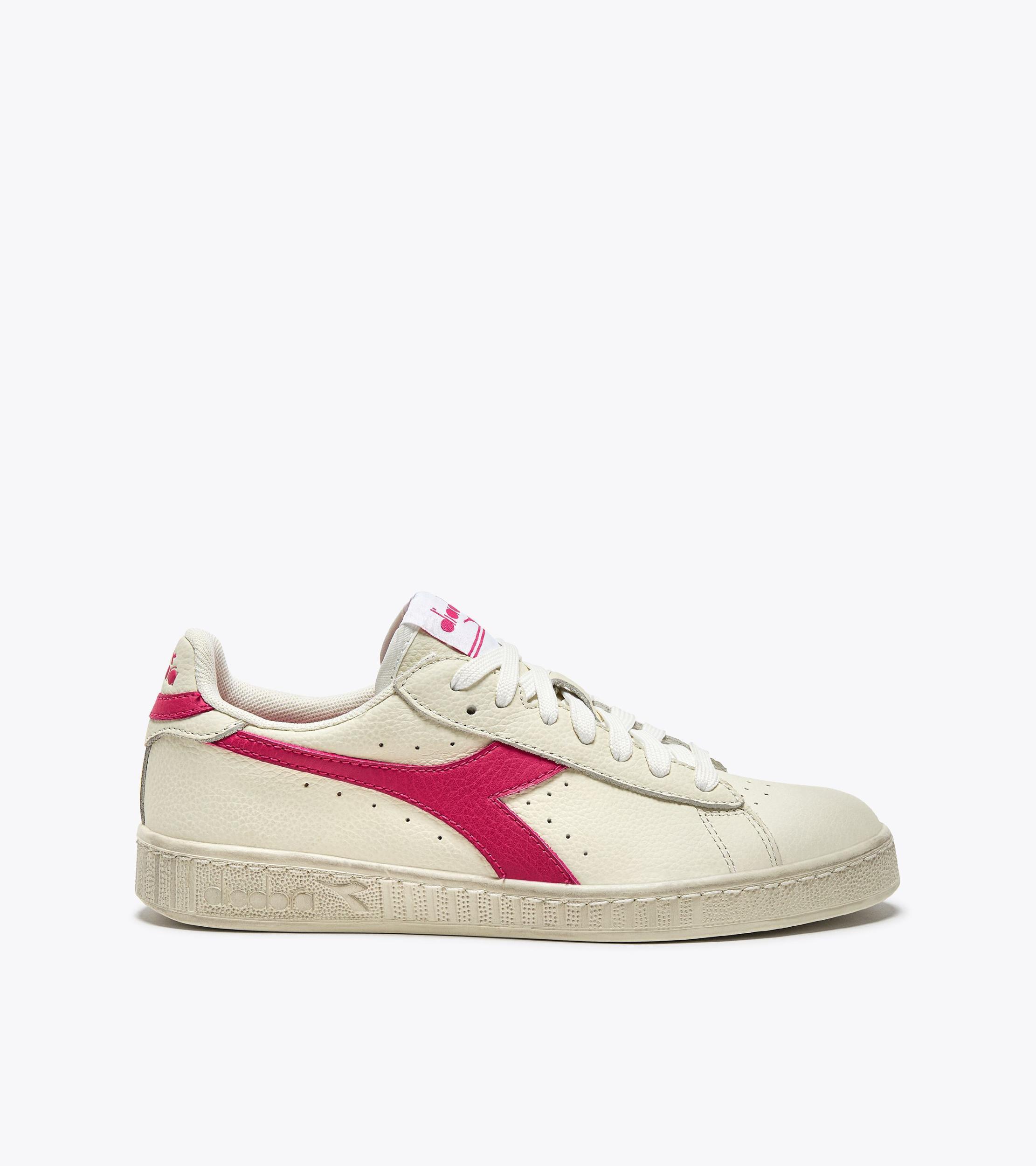 GAME L LOW WAXED Product Image