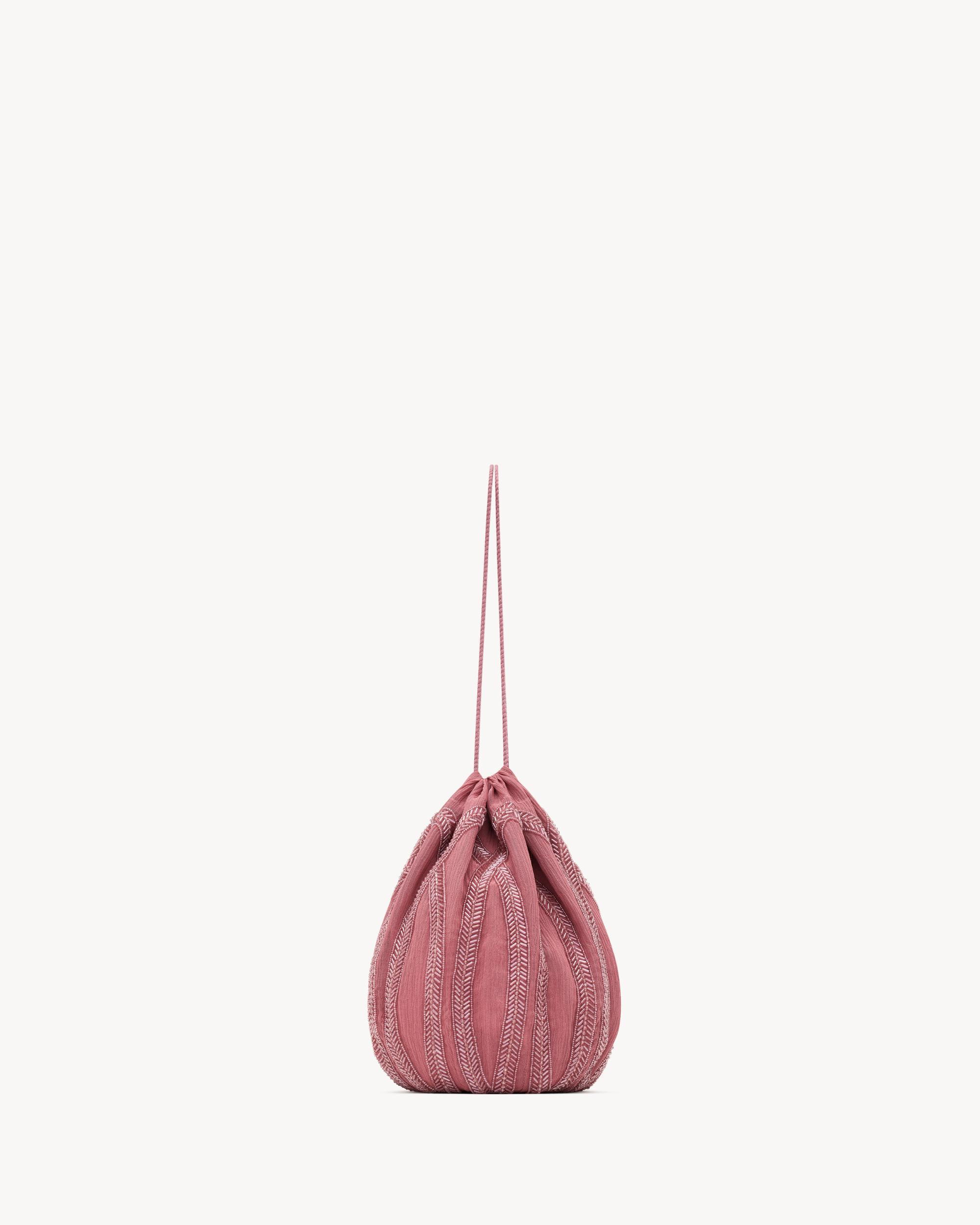 EVENING supple pouch in silk Product Image