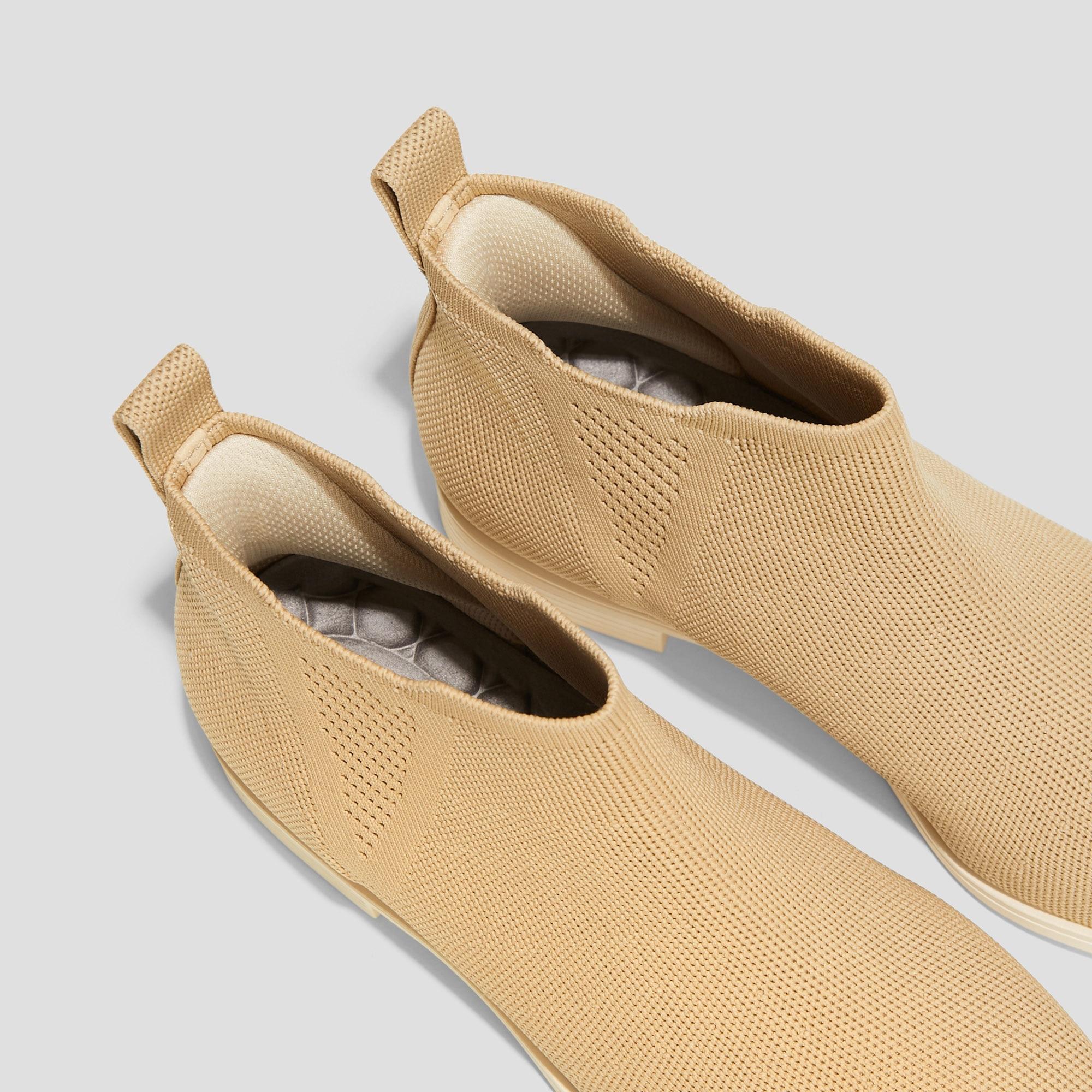 Slip-On Square-Toe Ankle Chelsea Boots (Ryan Slip-On) Product Image