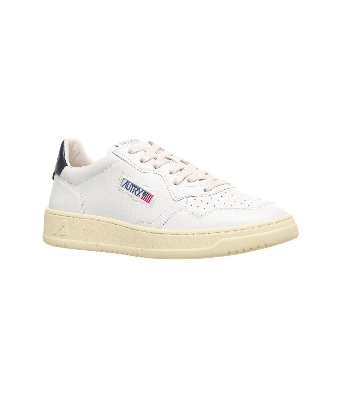 Sneakers 'Medalist Low' Product Image
