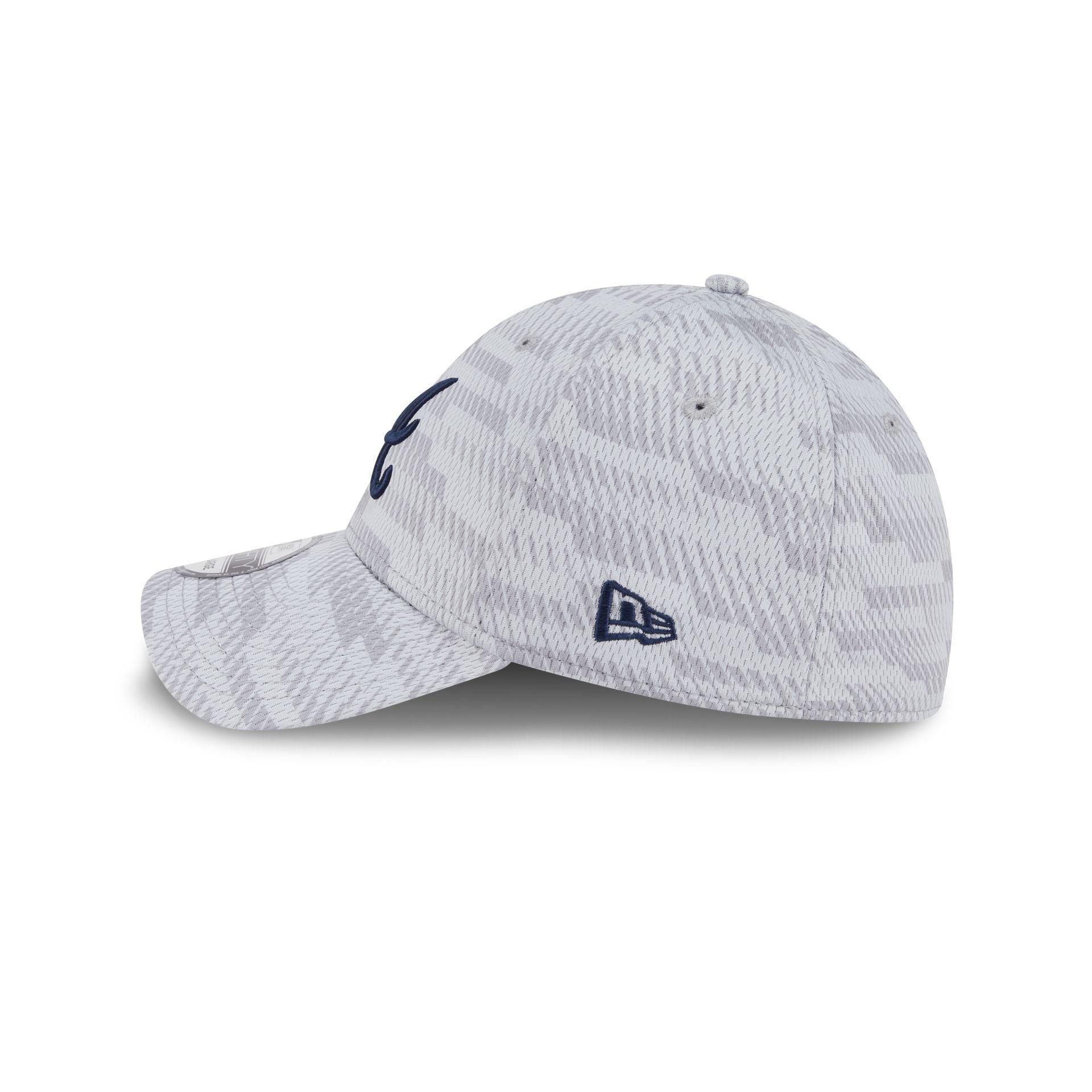 Atlanta Braves 2025 Clubhouse Gray 39THIRTY Stretch Fit Male Product Image