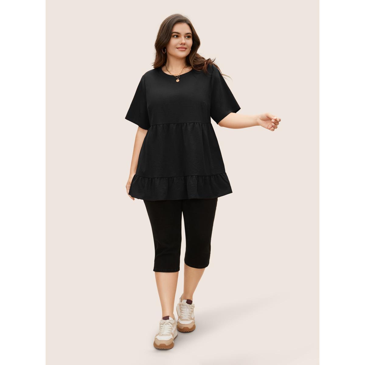 Plus Size Black Solid Crew Neck Ruffle Hem Blouse Women Casual Short sleeve Round Neck Everyday Blouses BloomChic 26/4X Product Image