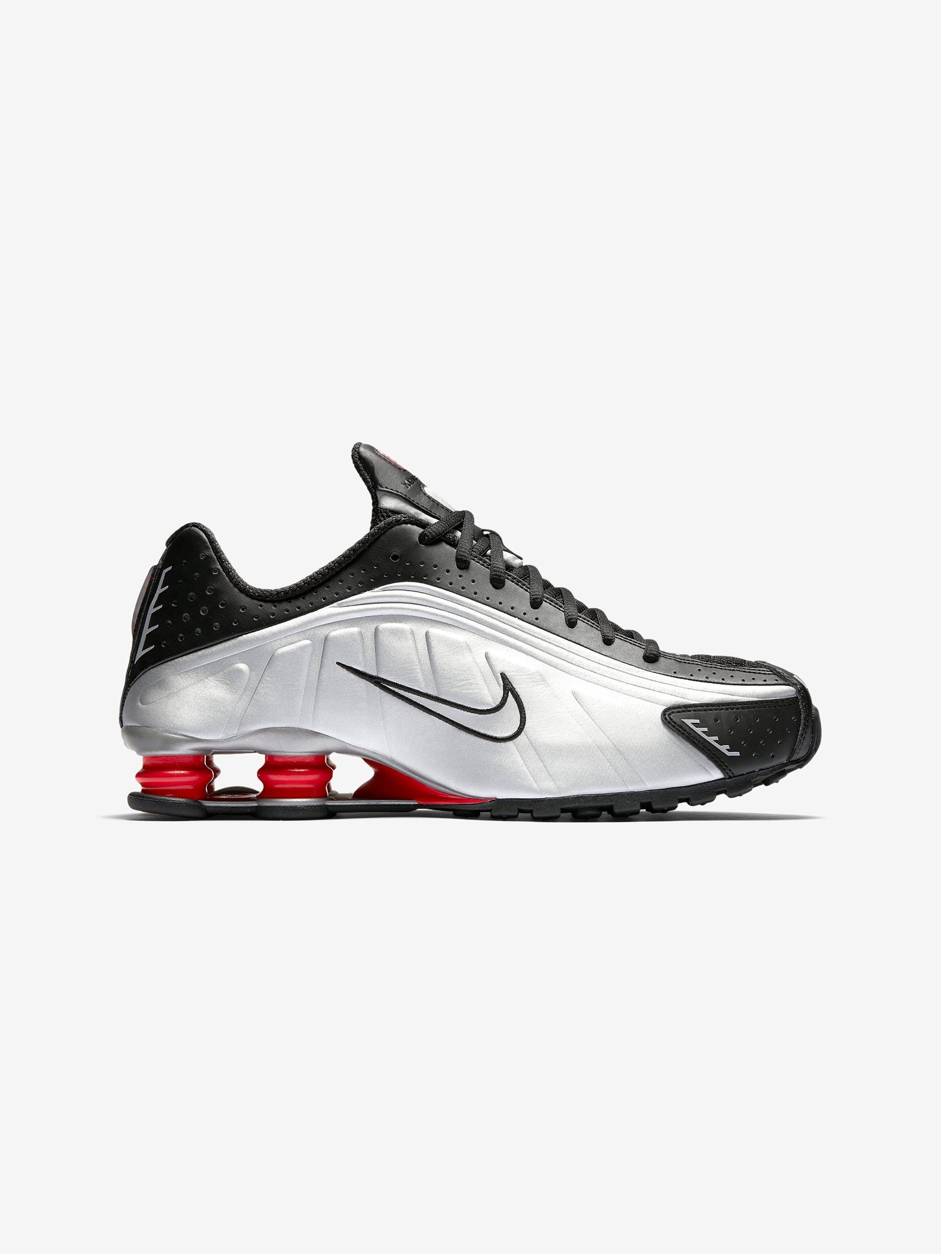 Nike Shox R4 (BLACK/METALLIC SILVER-MAX ORANGE) Product Image