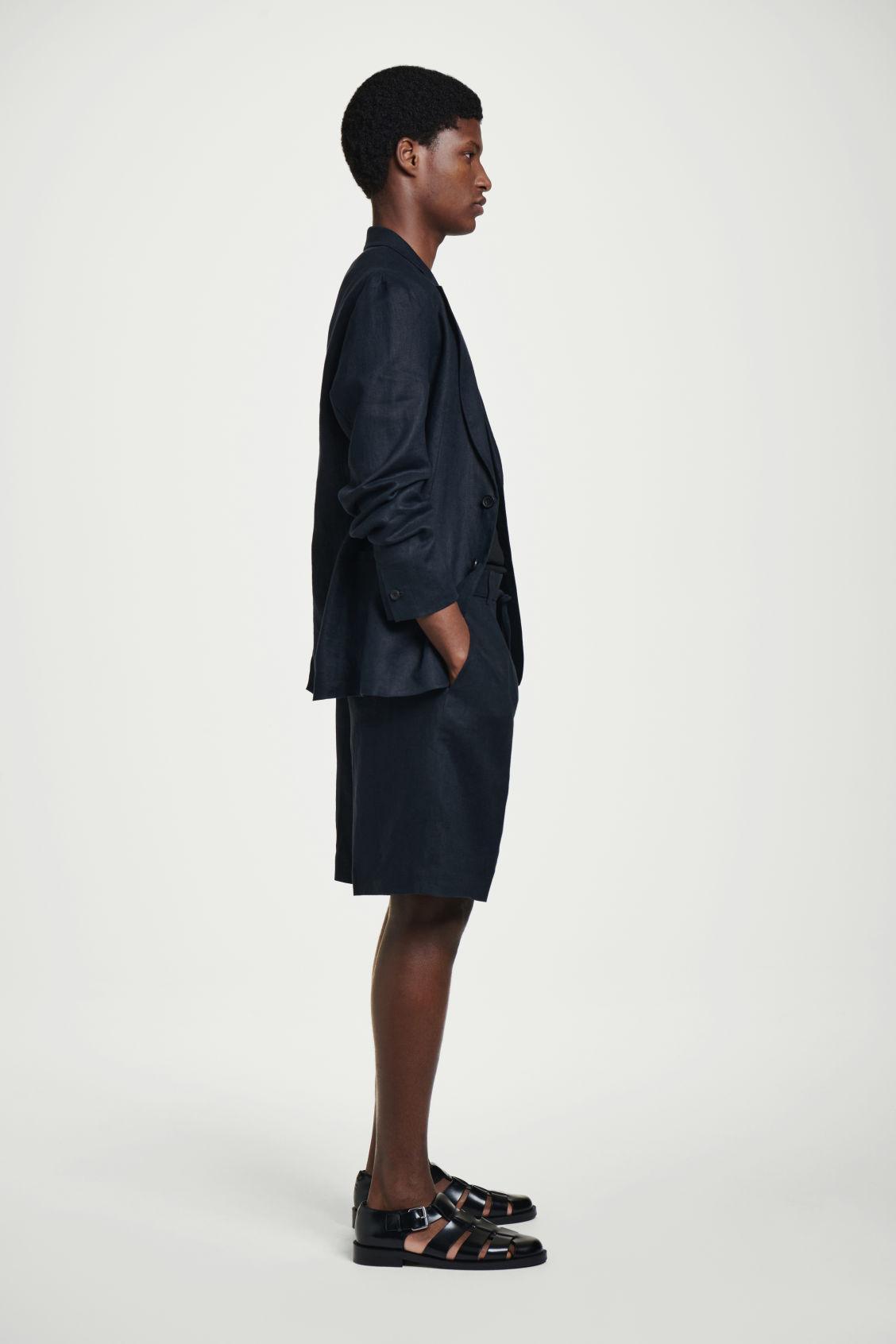 TAILORED DRAWSTRING LINEN SHORTS Product Image