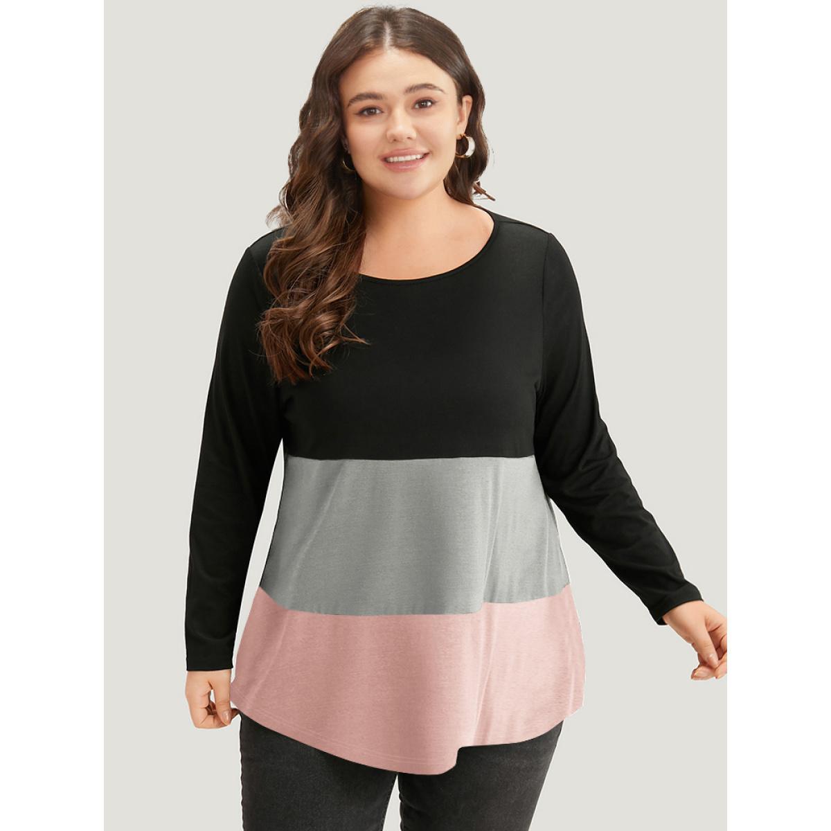 Plus Size Colorblock Leopard Contrast Round Neck T-shirt DarkGray Women Casual Contrast Leopard Round Neck Everyday T-shirts BloomChic 12/L Product Image