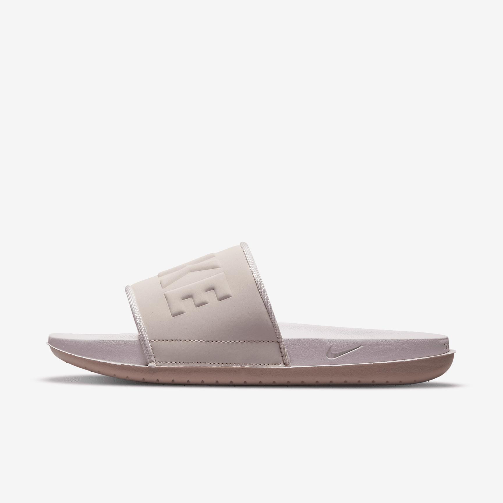 Nike Women's Offcourt Slides Product Image