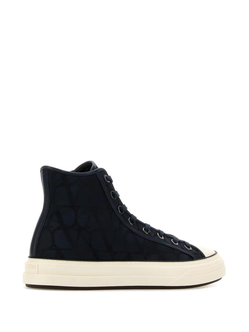 Totaloop sneakers Product Image