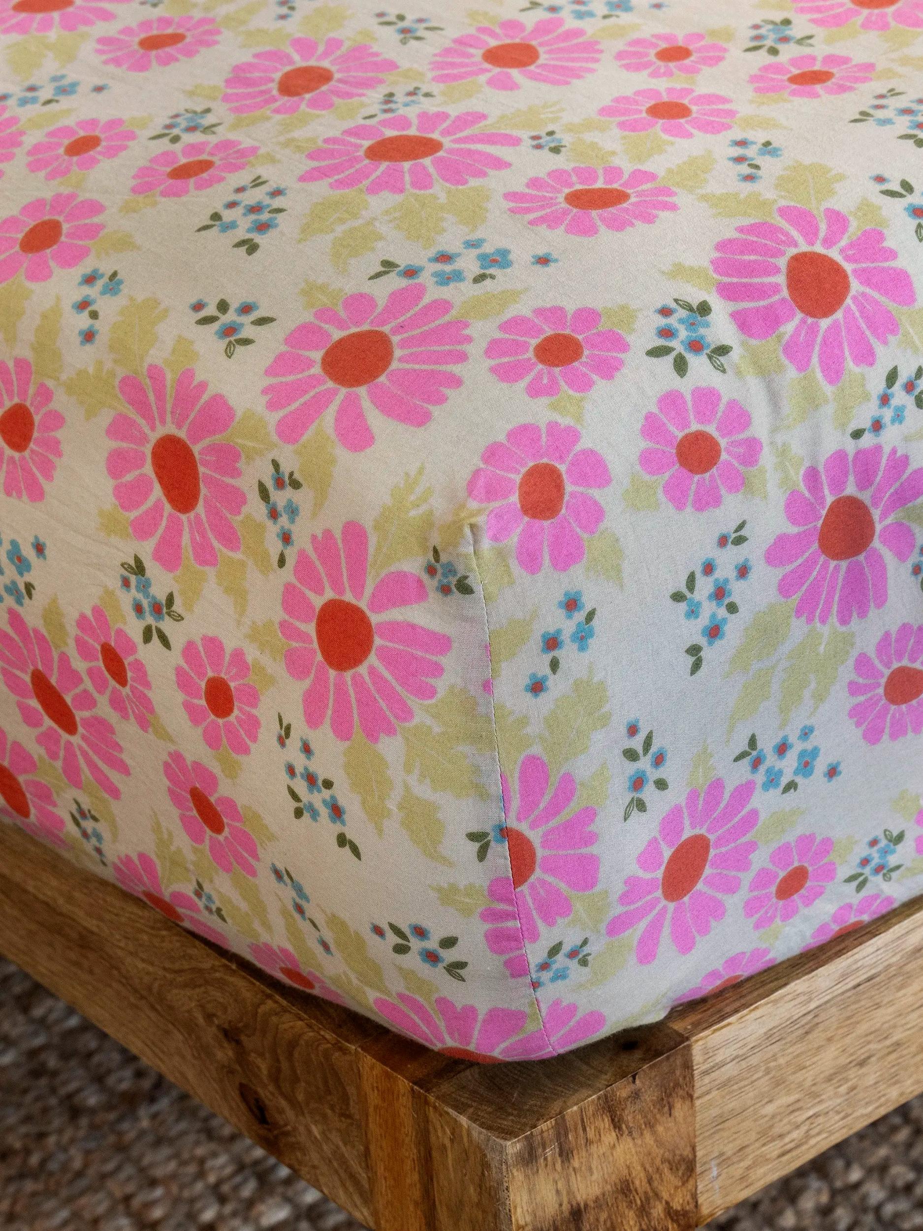 Mix & Match Cotton Fitted Sheet - Vintage Zinnia Product Image