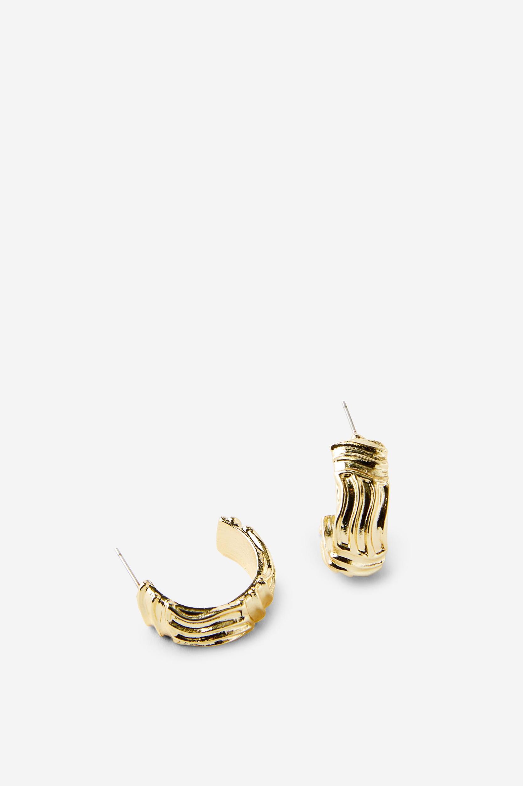 Mid Hoop Earring Product Image