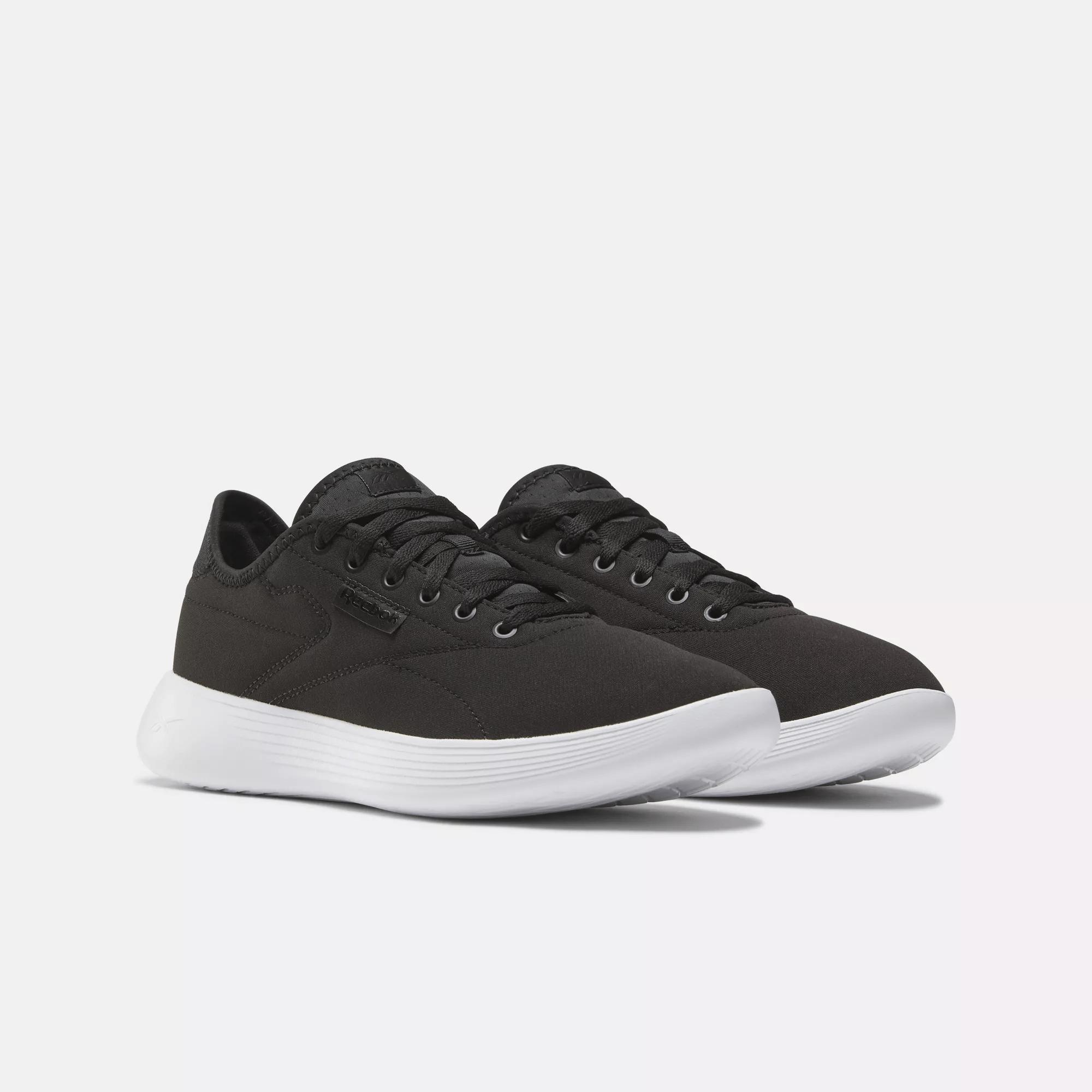 Walk Ultra 7 DMX MAX Extra-Wide Men's Shoes in Black Product Image