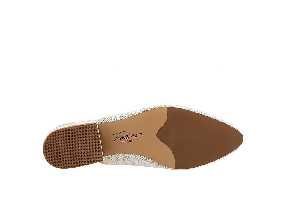 Trotters Joselyn Scalloped Leather Block Heel Slingback Pumps Product Image