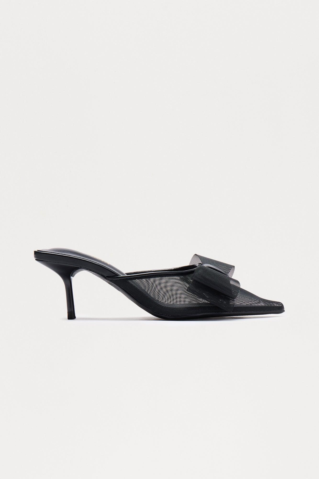 Fifer Tulle Bow Pumps - Black Female Product Image