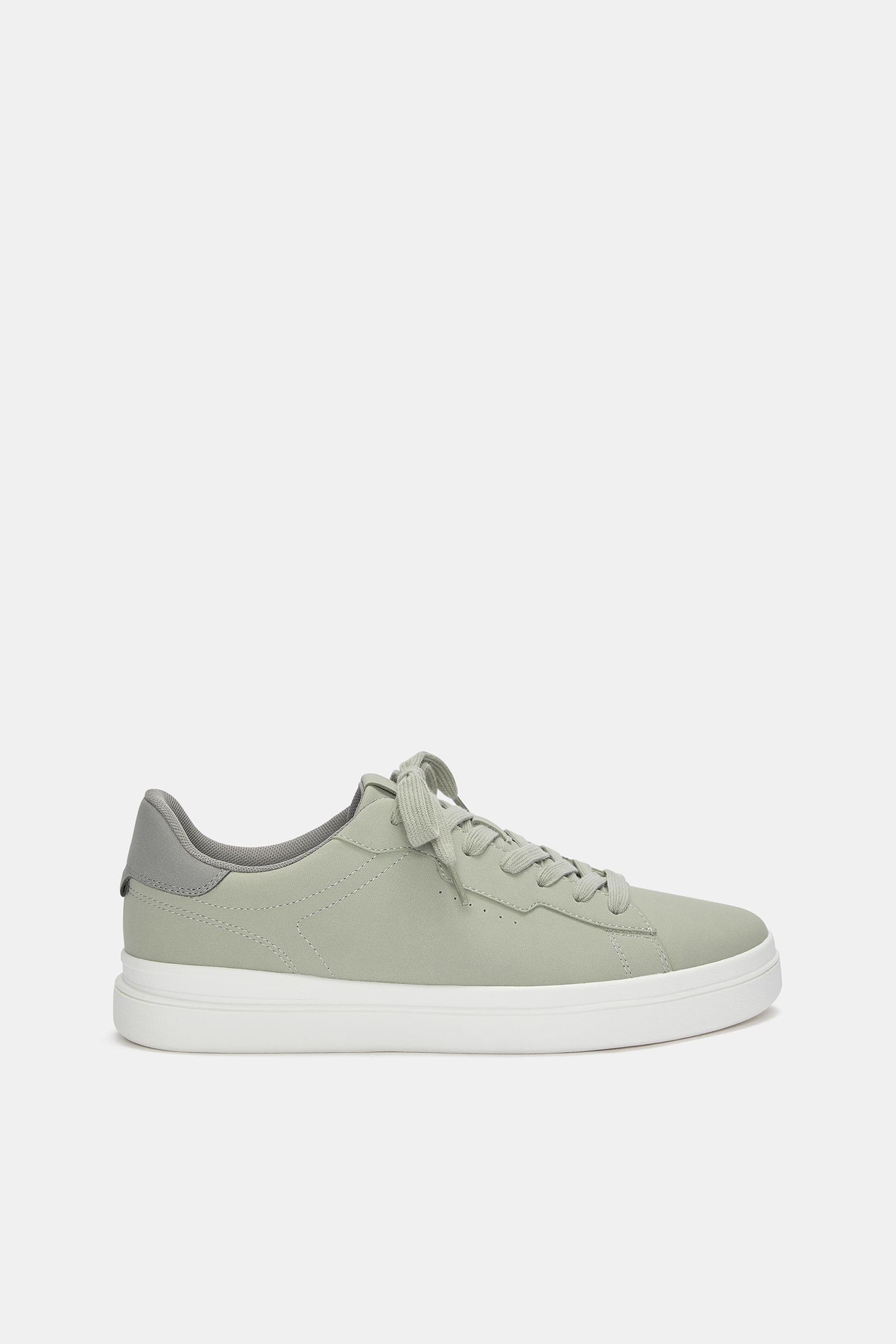 Chunky casual sneakers Product Image