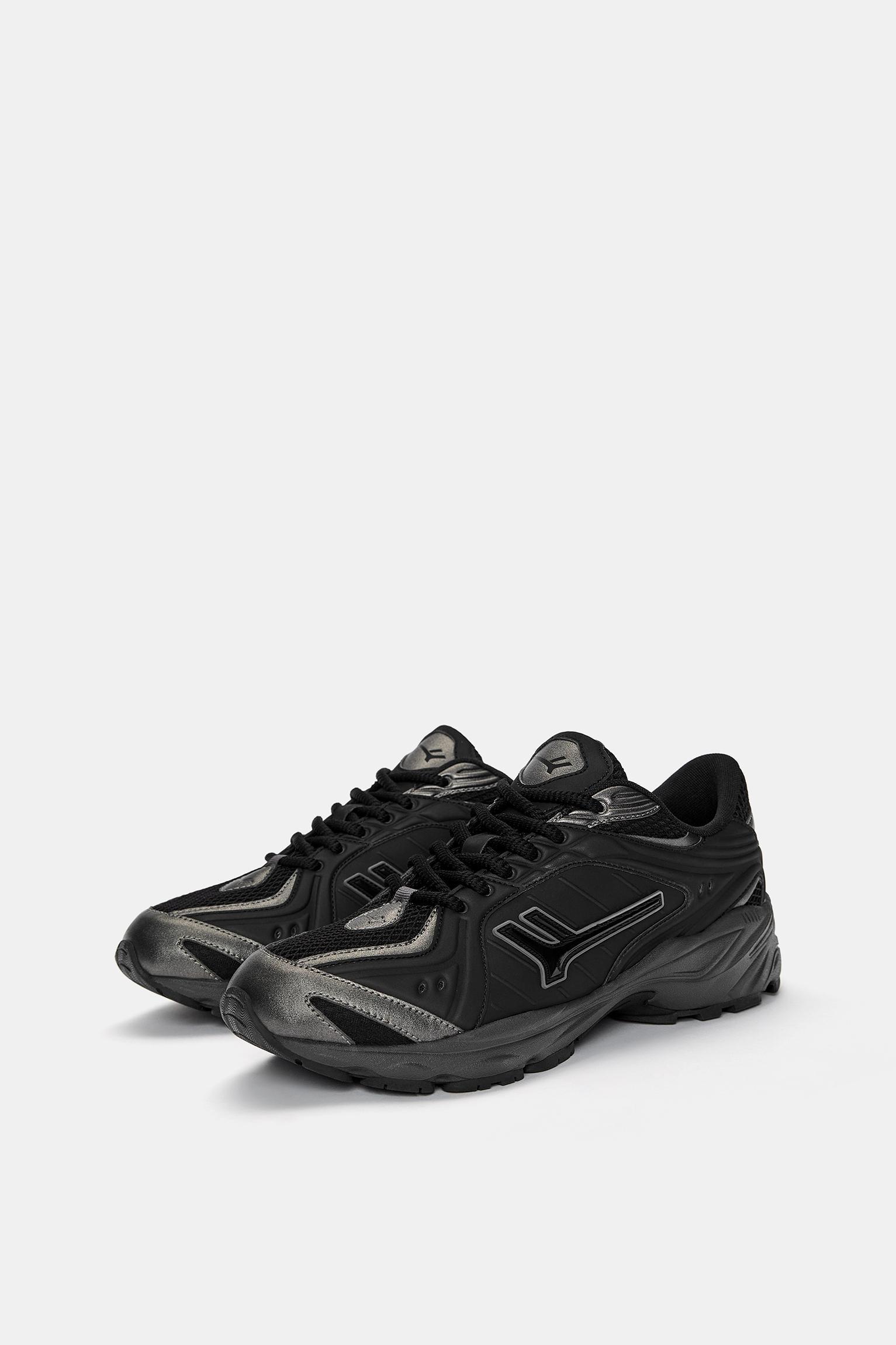 Metallic trainers Product Image