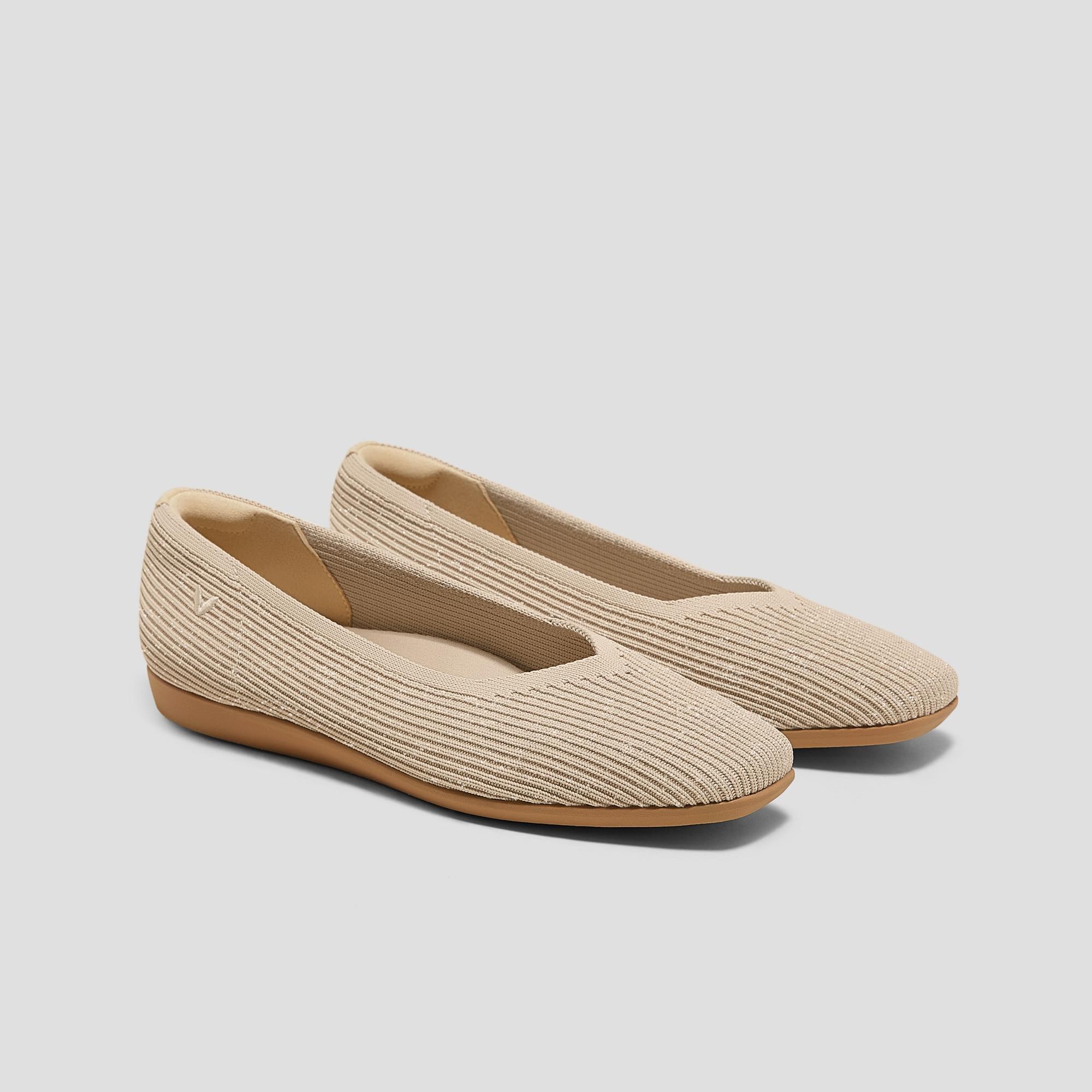 Lightweight Square-Toe V-Cut Flats (Margot Walker) Product Image