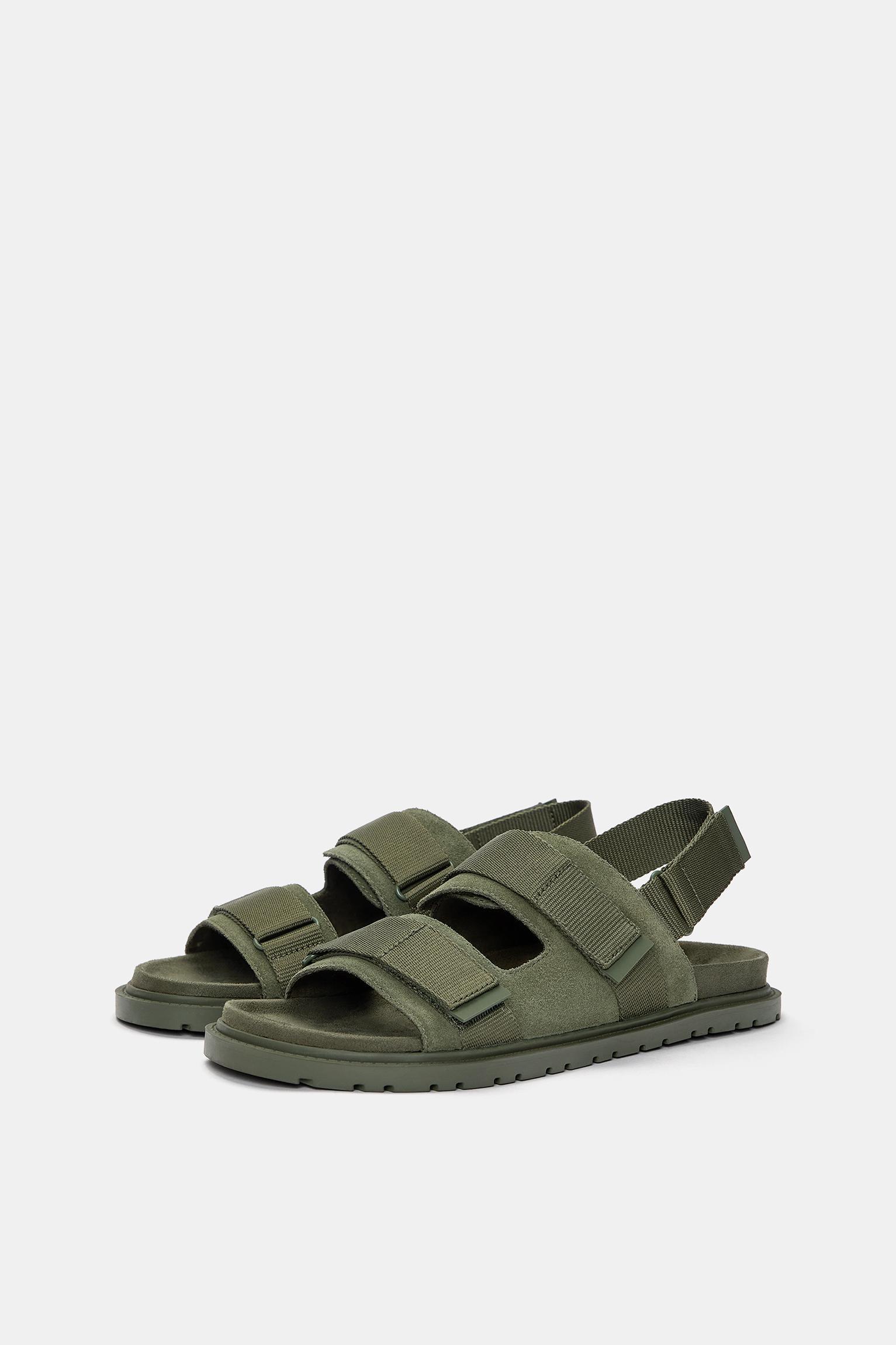 Leather strap sandals Product Image