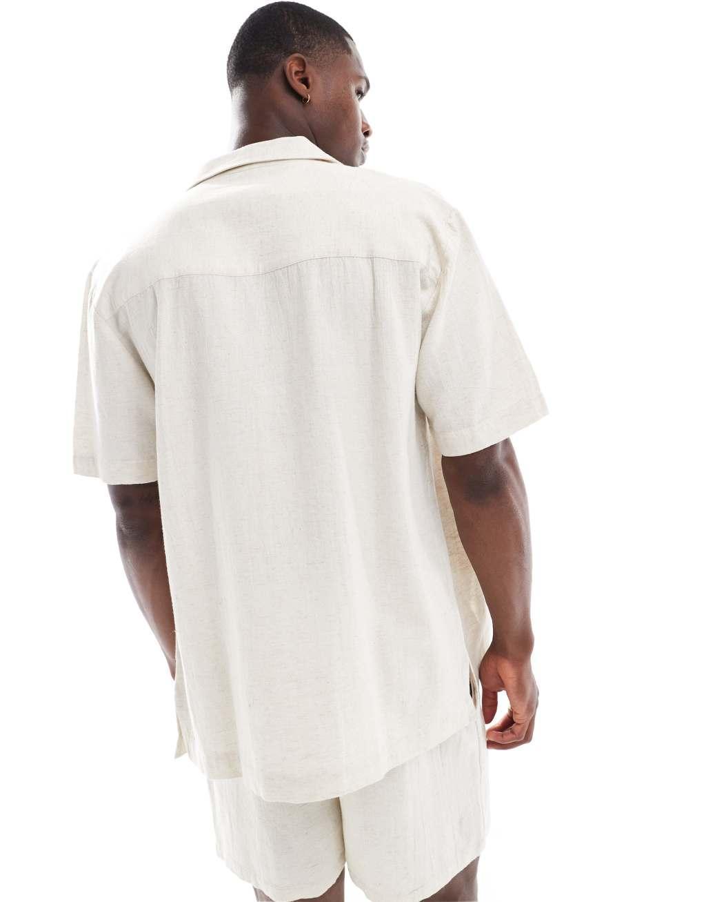 Goldsboro camp collar beach shirt in natural Product Image