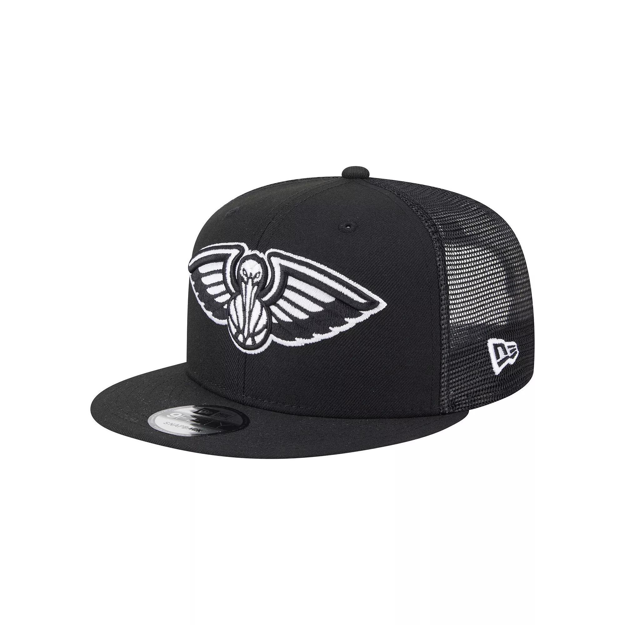 Men's New Era Black New Orleans Pelicans 9FIFTY Snapback Trucker Hat Product Image