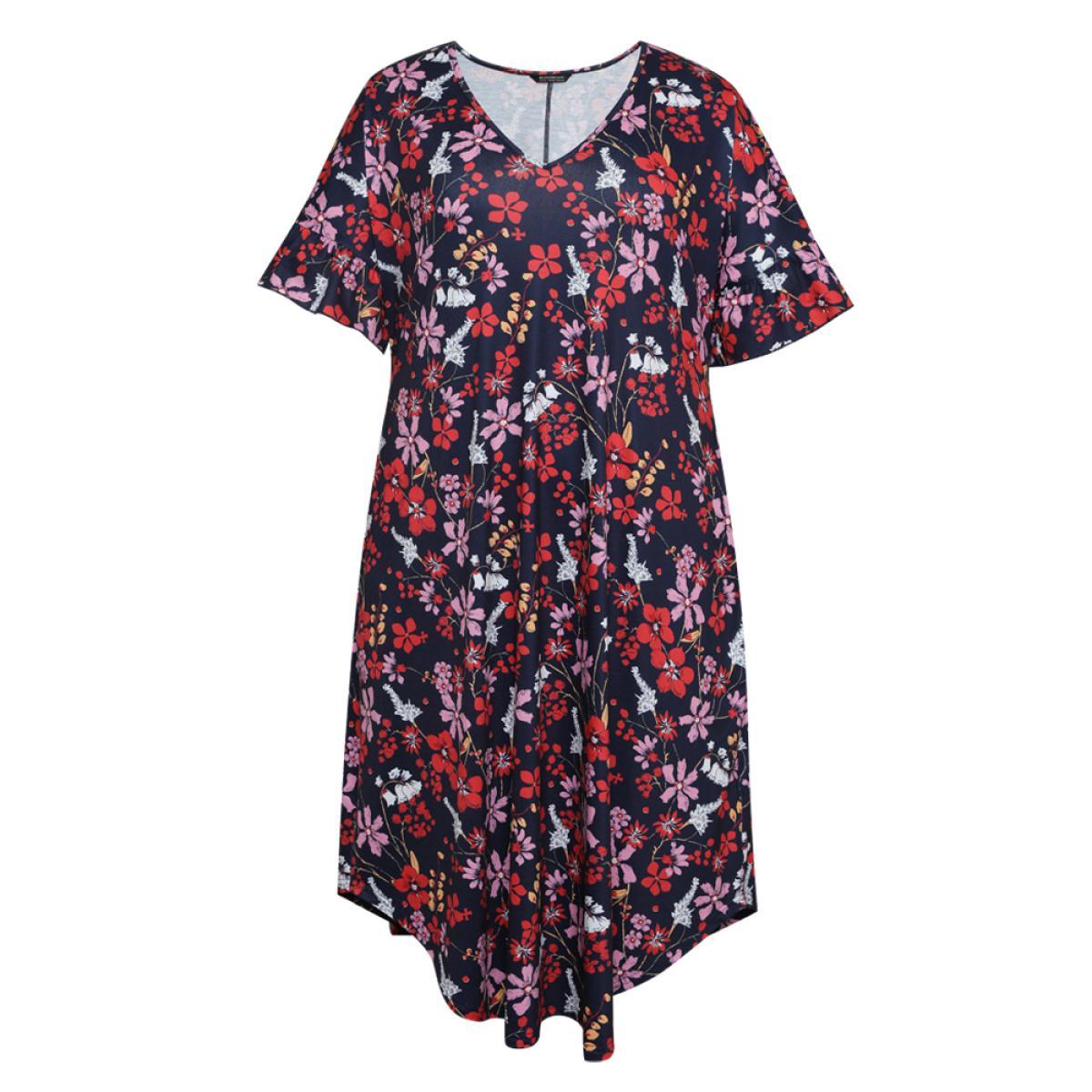 Plus Size Floral Arc Hem Pocket Flutter Sleeve Midi Dress DarkBlue Women Casual Arc Hem V-neck Short sleeve Curvy Midi Dress BloomChic 14-16/1X Product Image