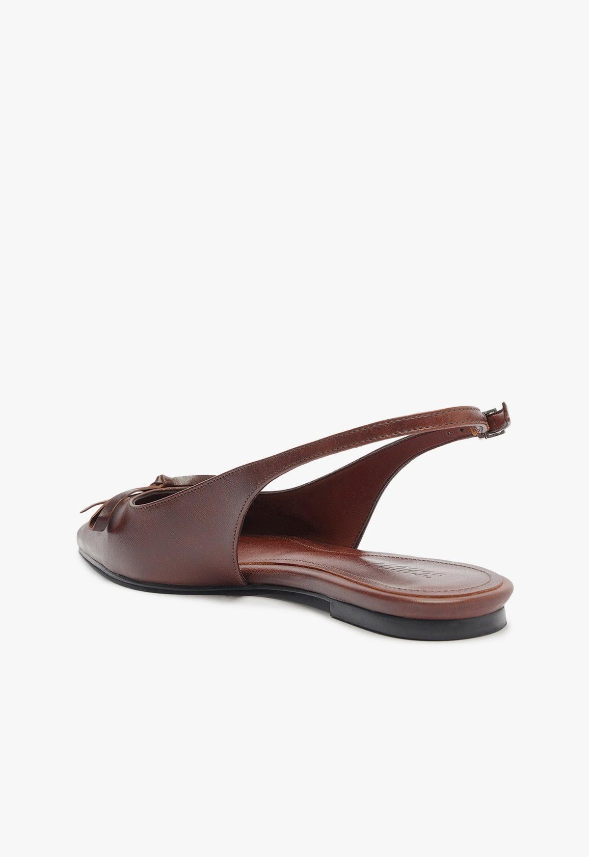Cady Flat Product Image