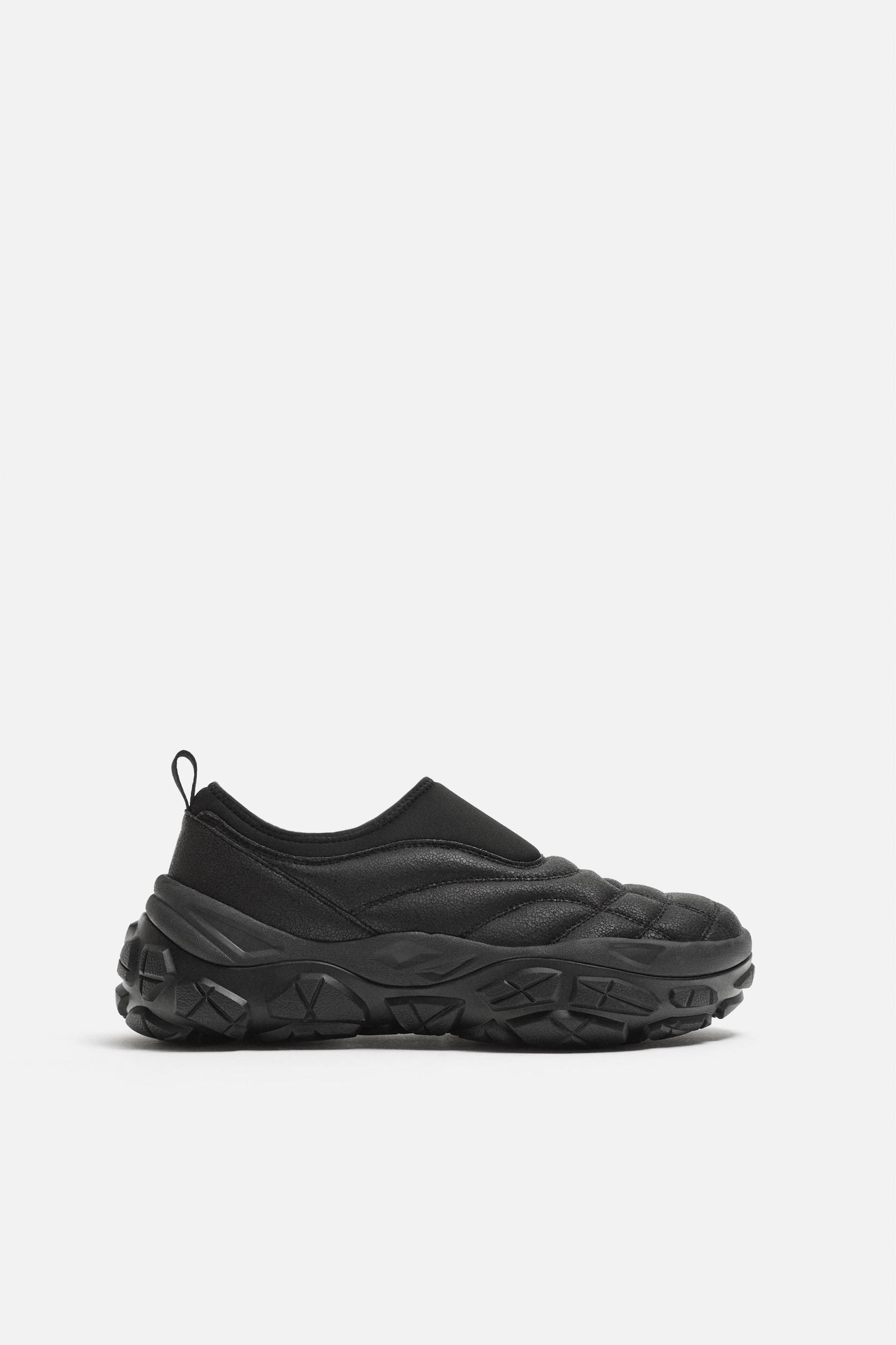 LACELESS QUILTED SNEAKERS Product Image
