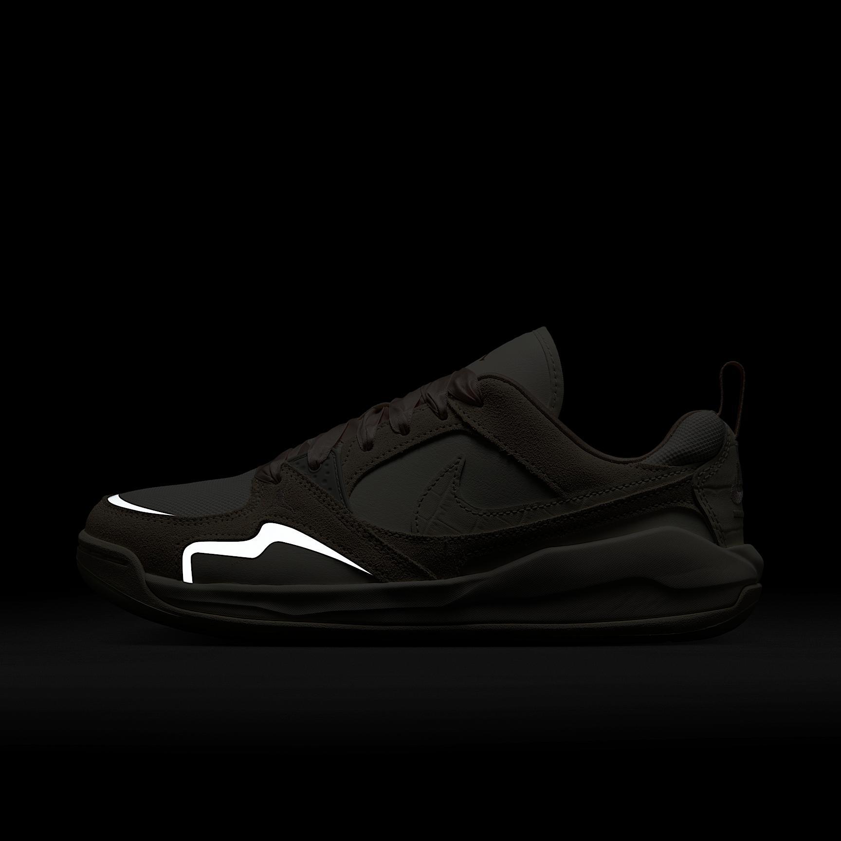 Women's Jordan CMFT Era Shoes Product Image