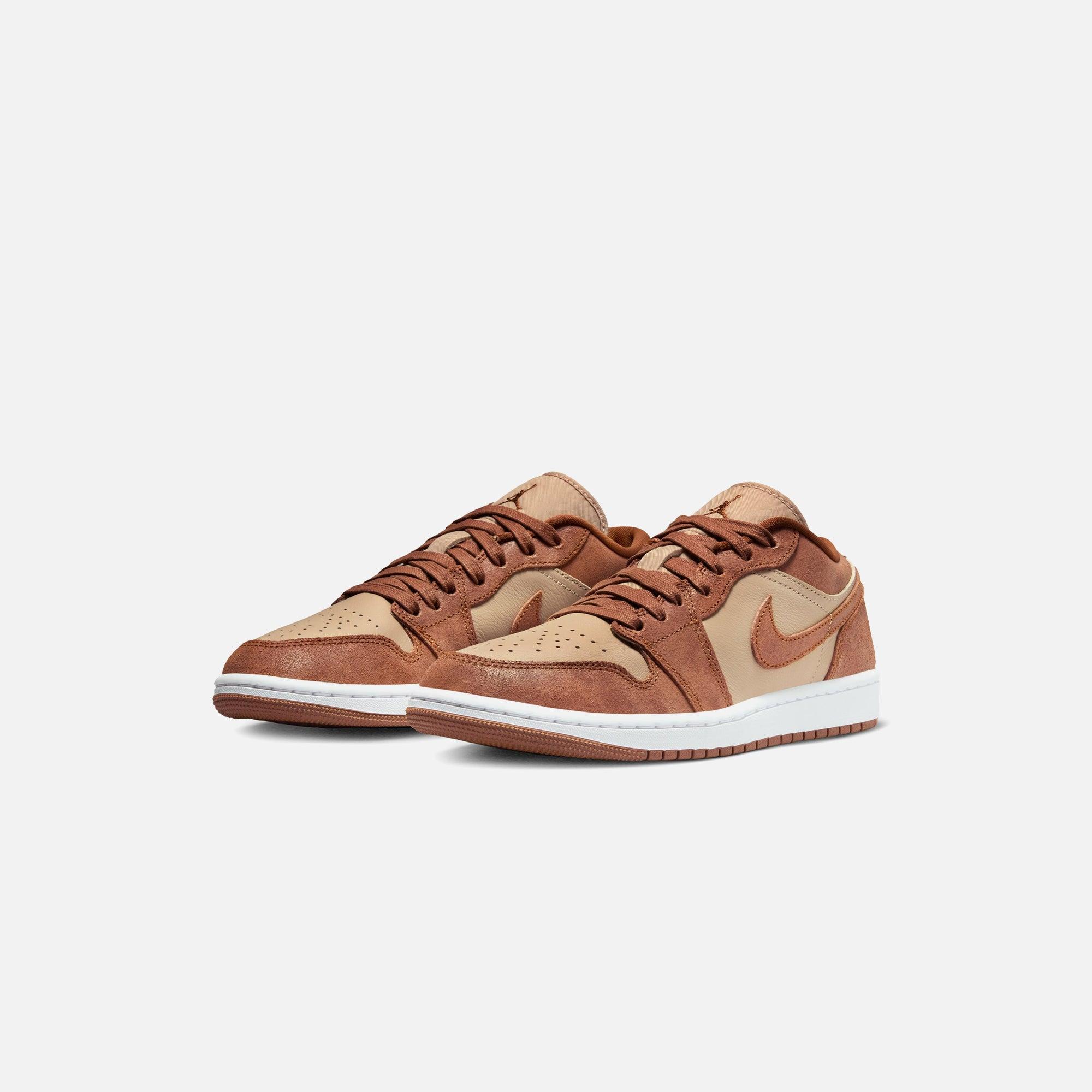 Jordan Air Jordan 1 Mid SE - White / Industrial Blue / Sail Male Product Image