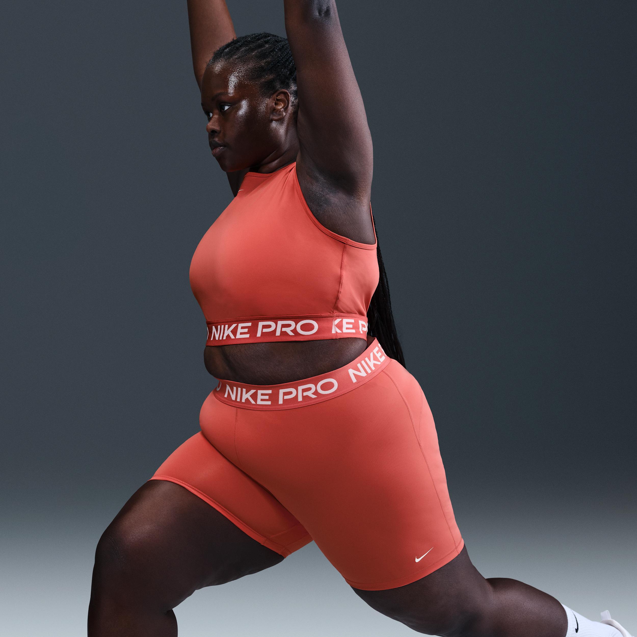 Women's Nike Pro 365 5" Shorts (Plus Size) Product Image