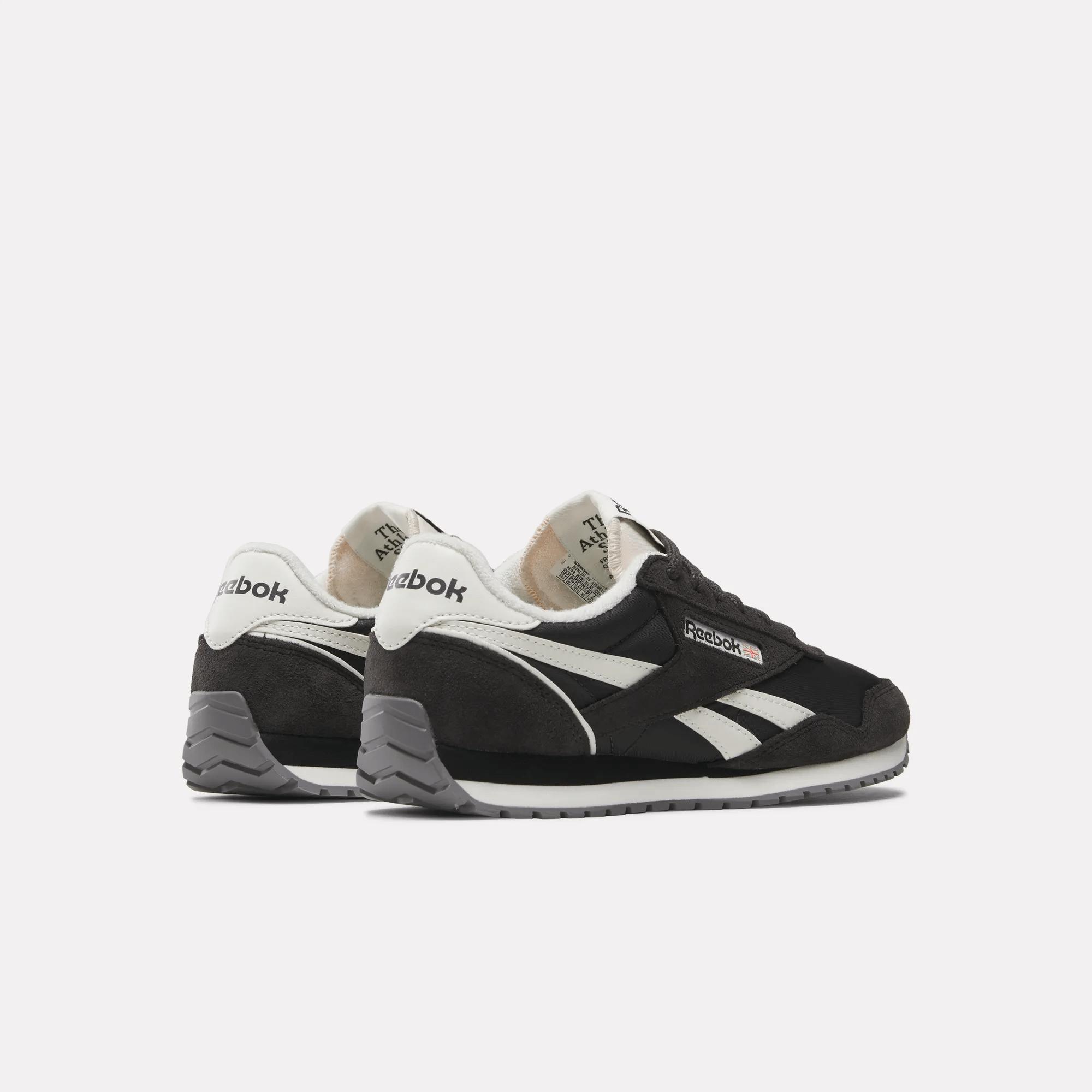 Women's Classic AZ Shoes Female Product Image