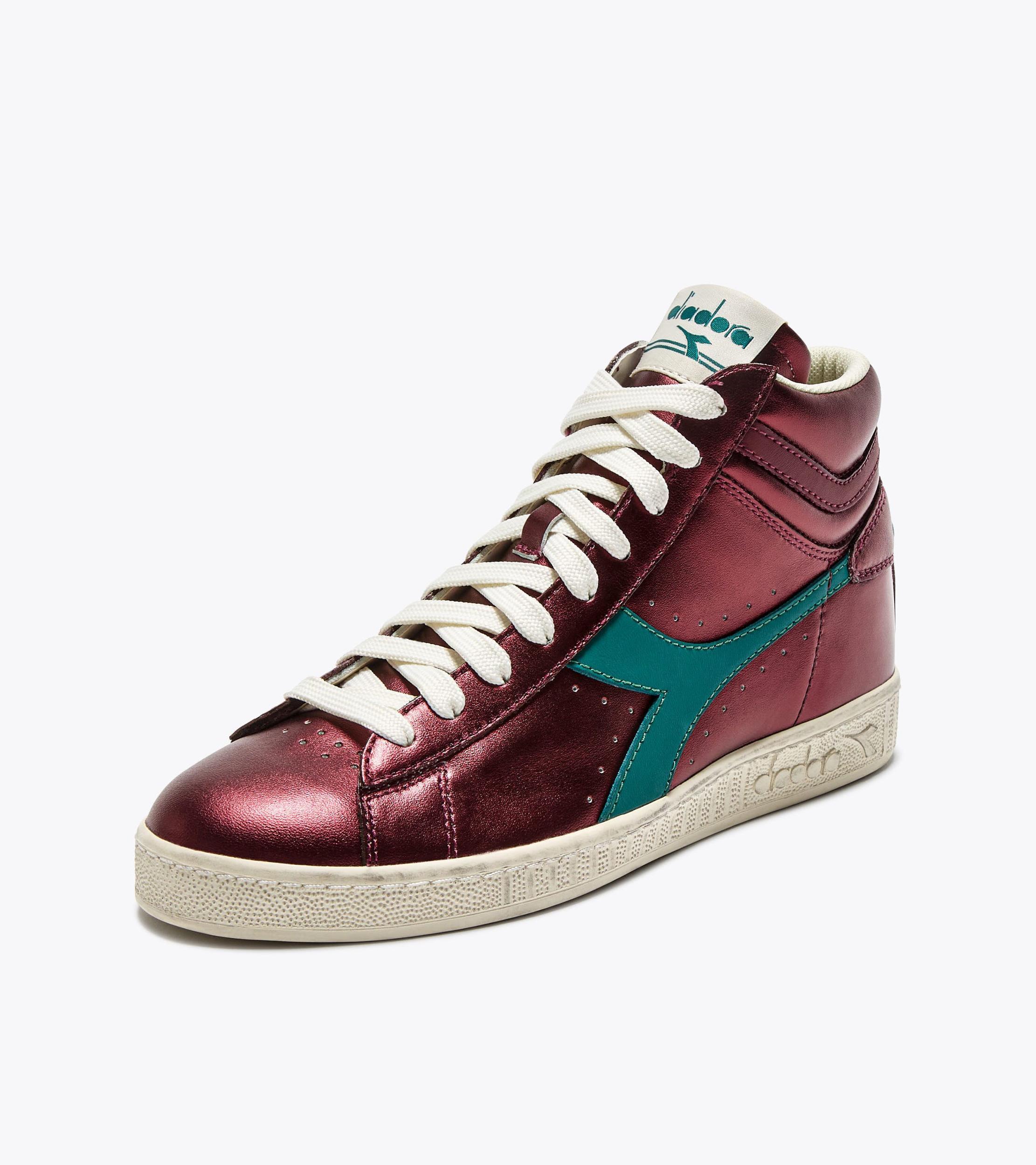 GAME L HIGH METALLIC WN Product Image
