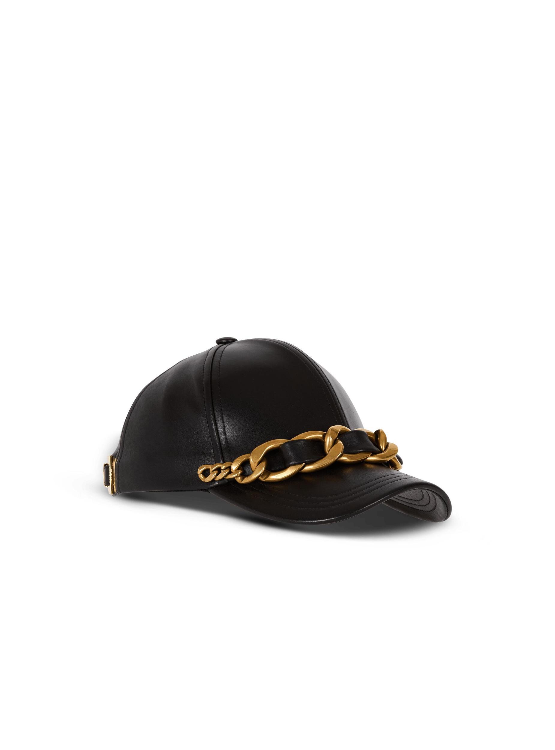 Lambskin cap with chain Product Image