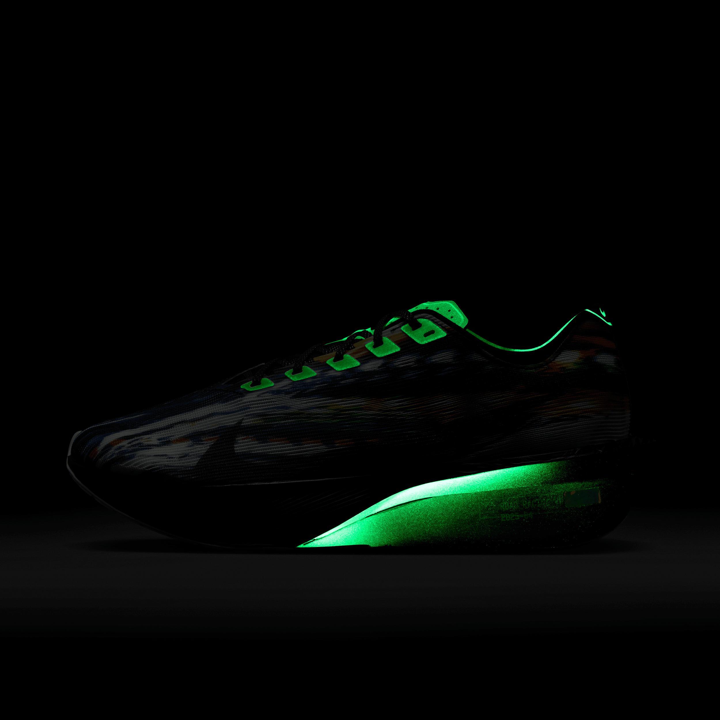 Nike Men's Vaporfly 4 Road Racing Shoes Product Image