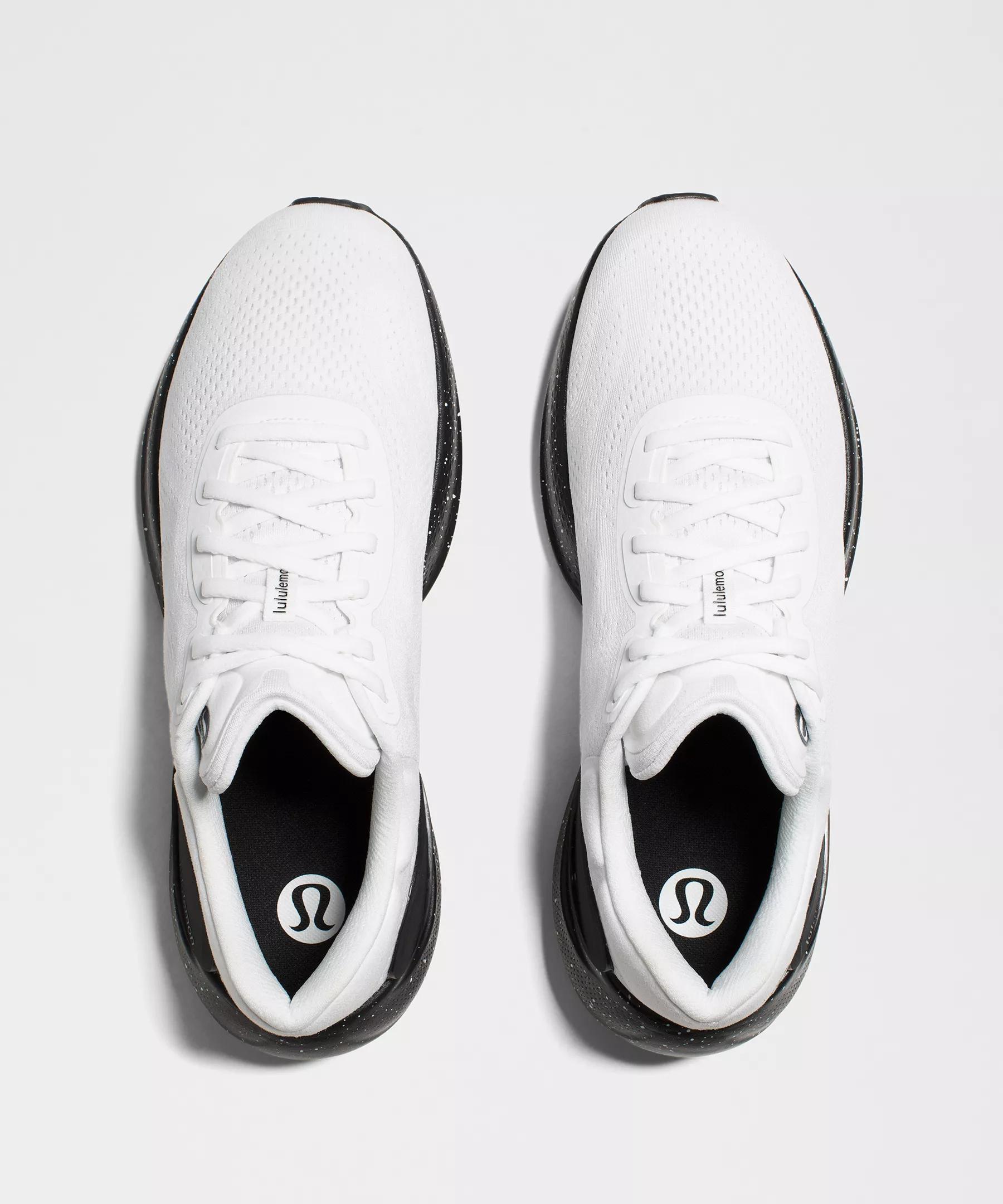 Men's Beyondfeel Running Shoe Product Image