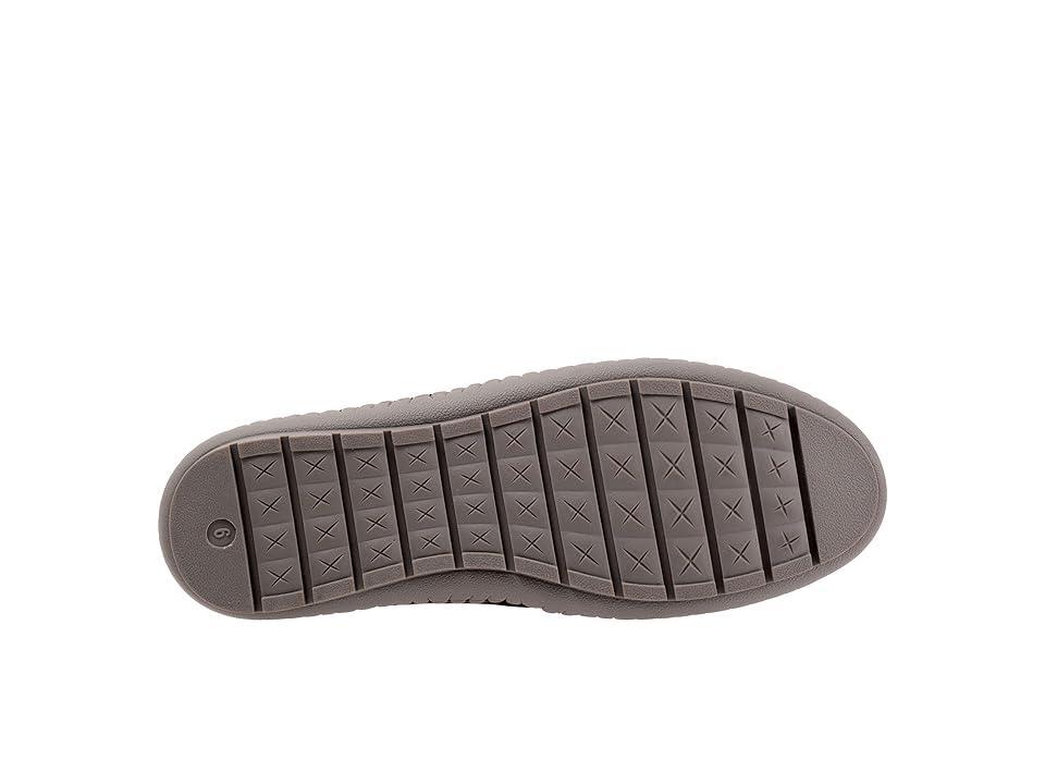 Trotters Ruby Women's Flat Shoes Product Image
