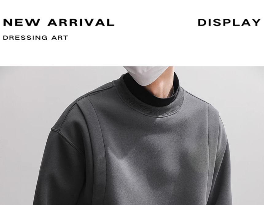 Long-Sleeve High Neck Plain Sweatshirt Product Image